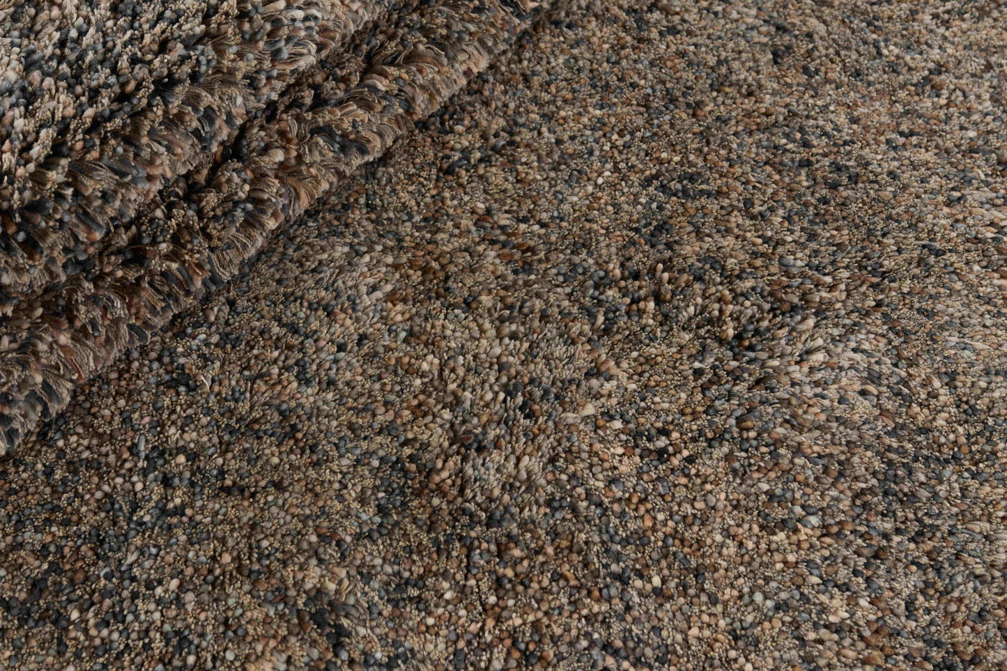 Carpet MOMO Rugs Coral Brown