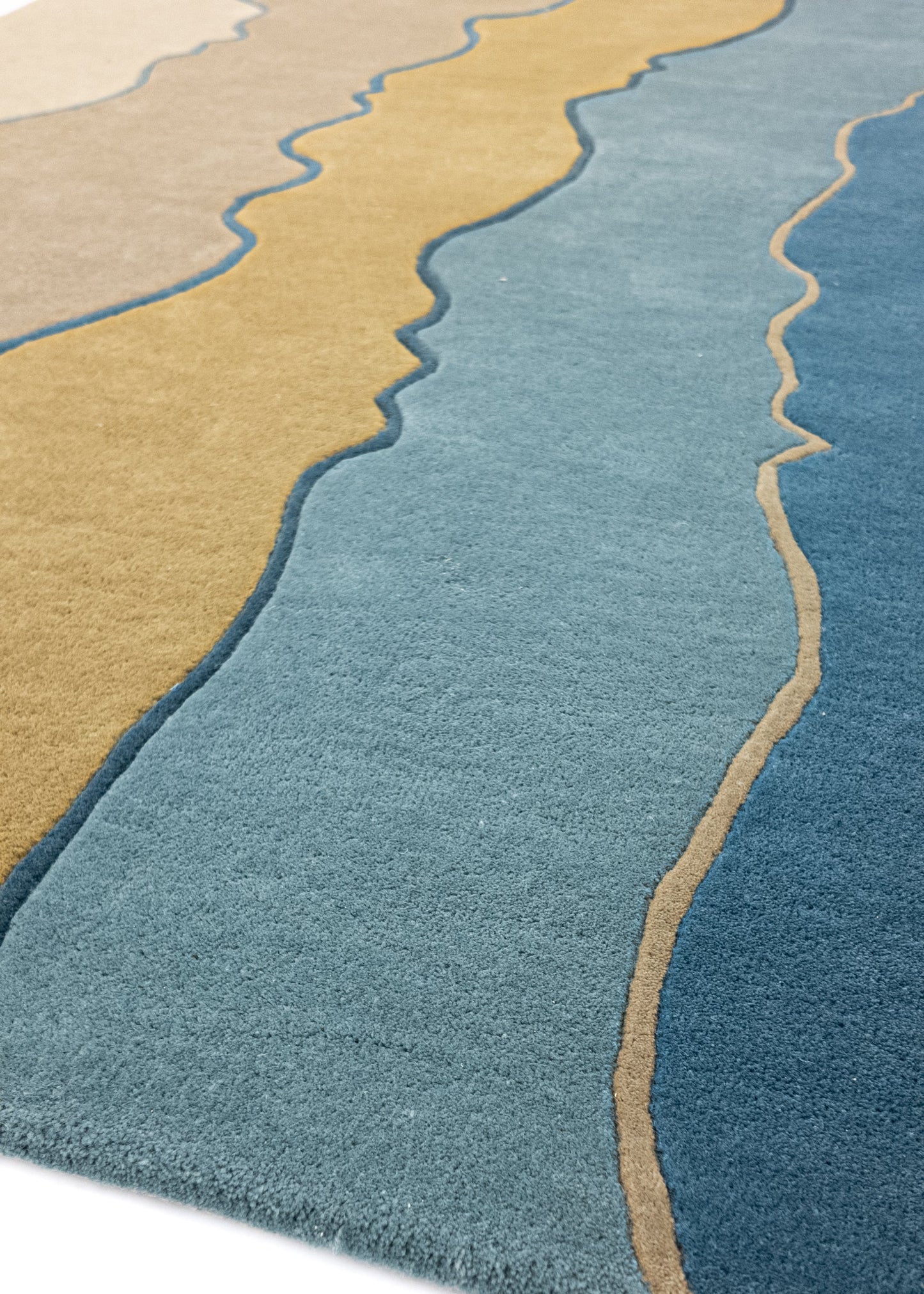 Shoreline Rug by MOMO Rugs – Luxury Designer Carpet with Unique Style