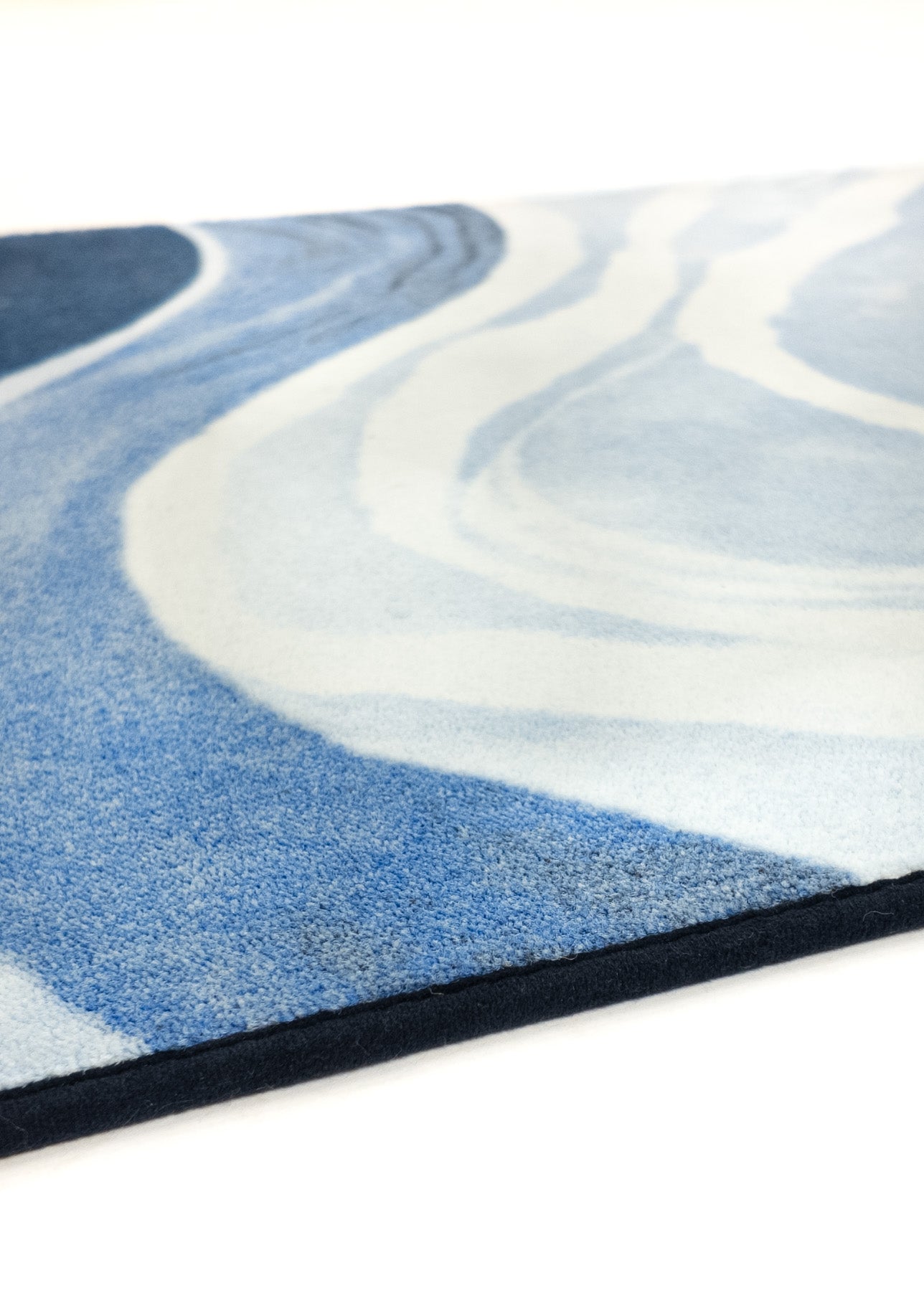 MOMO rugs x NOŪRA studios - Waves Blue