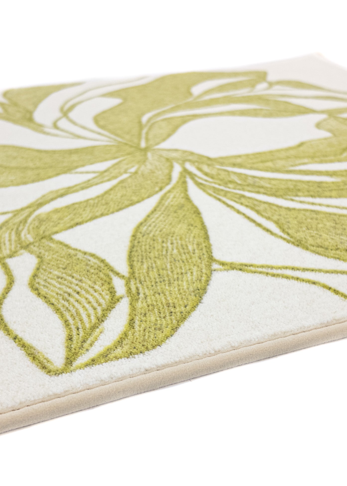 Rug MOMO rugs x NOŪRA studios - Bloom Beige/ olive