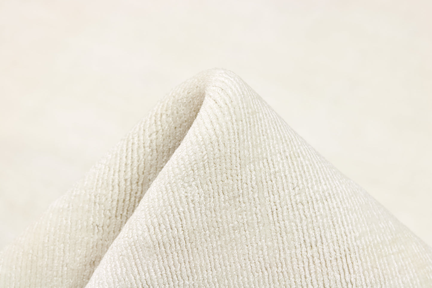 Carpet MOMO Rugs Elements White