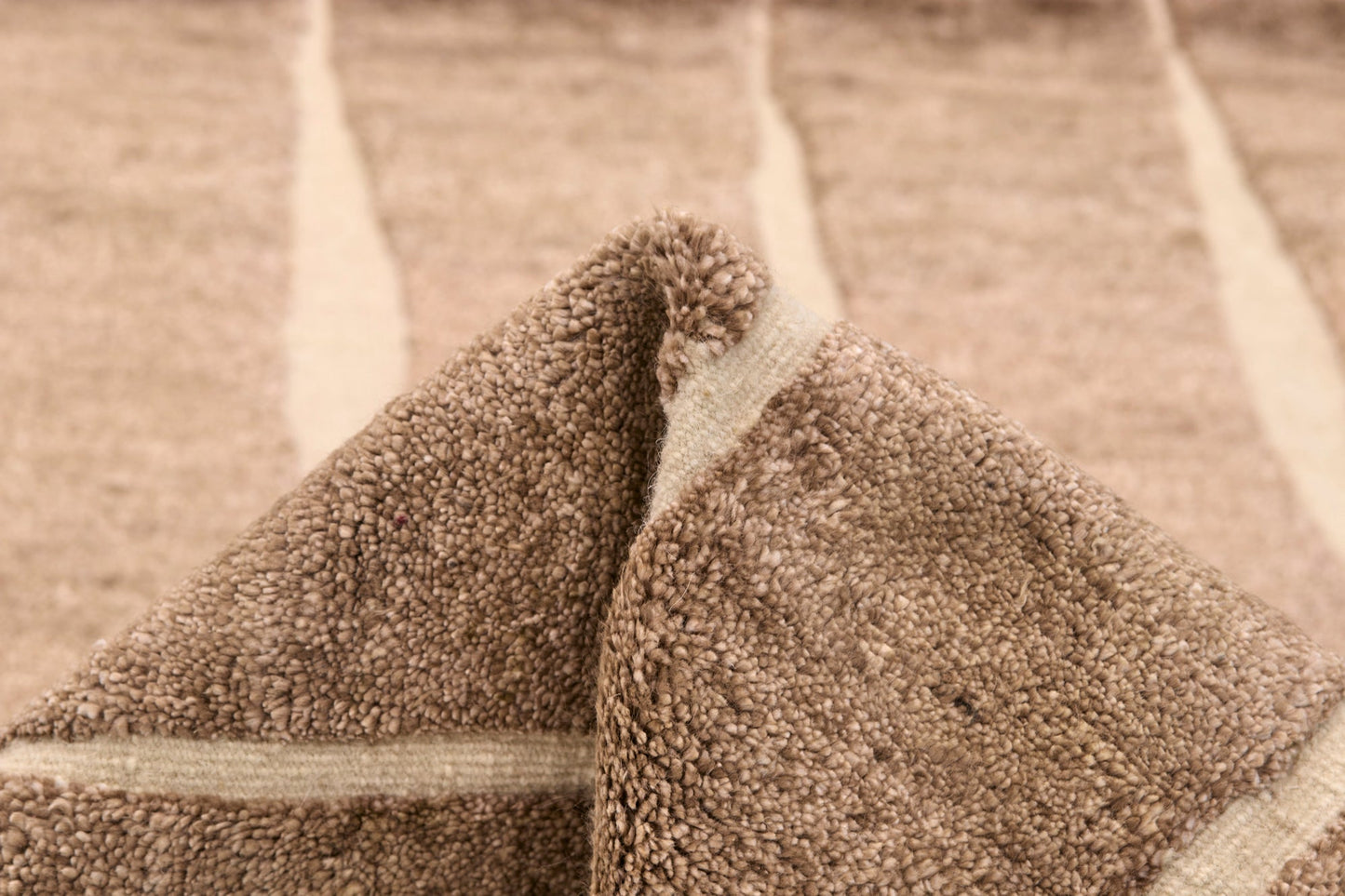 MOMO Rugs Landscape Stream Brown