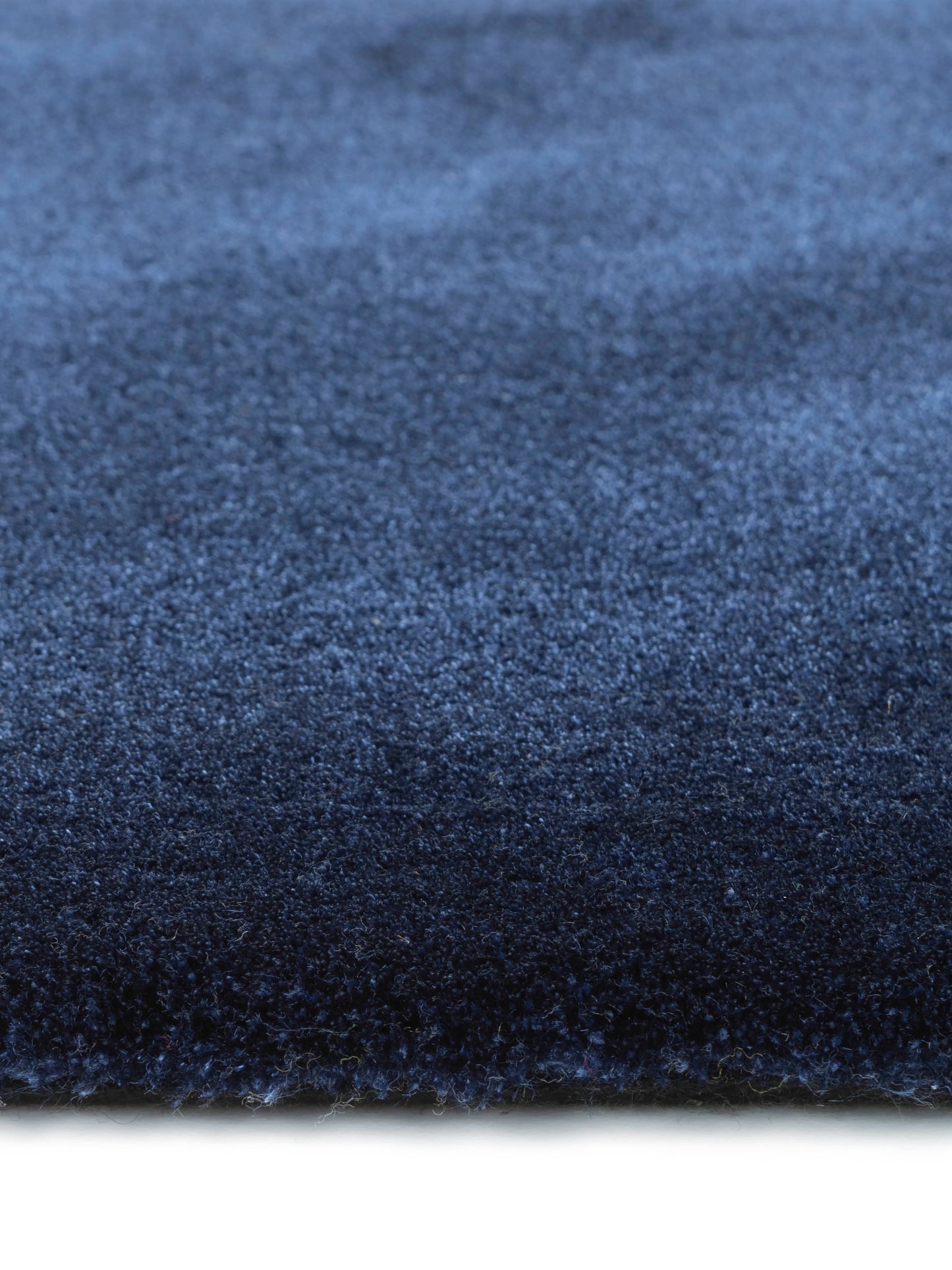 MOMO Rugs Naturais Smooth Midnight Blue Carpet
