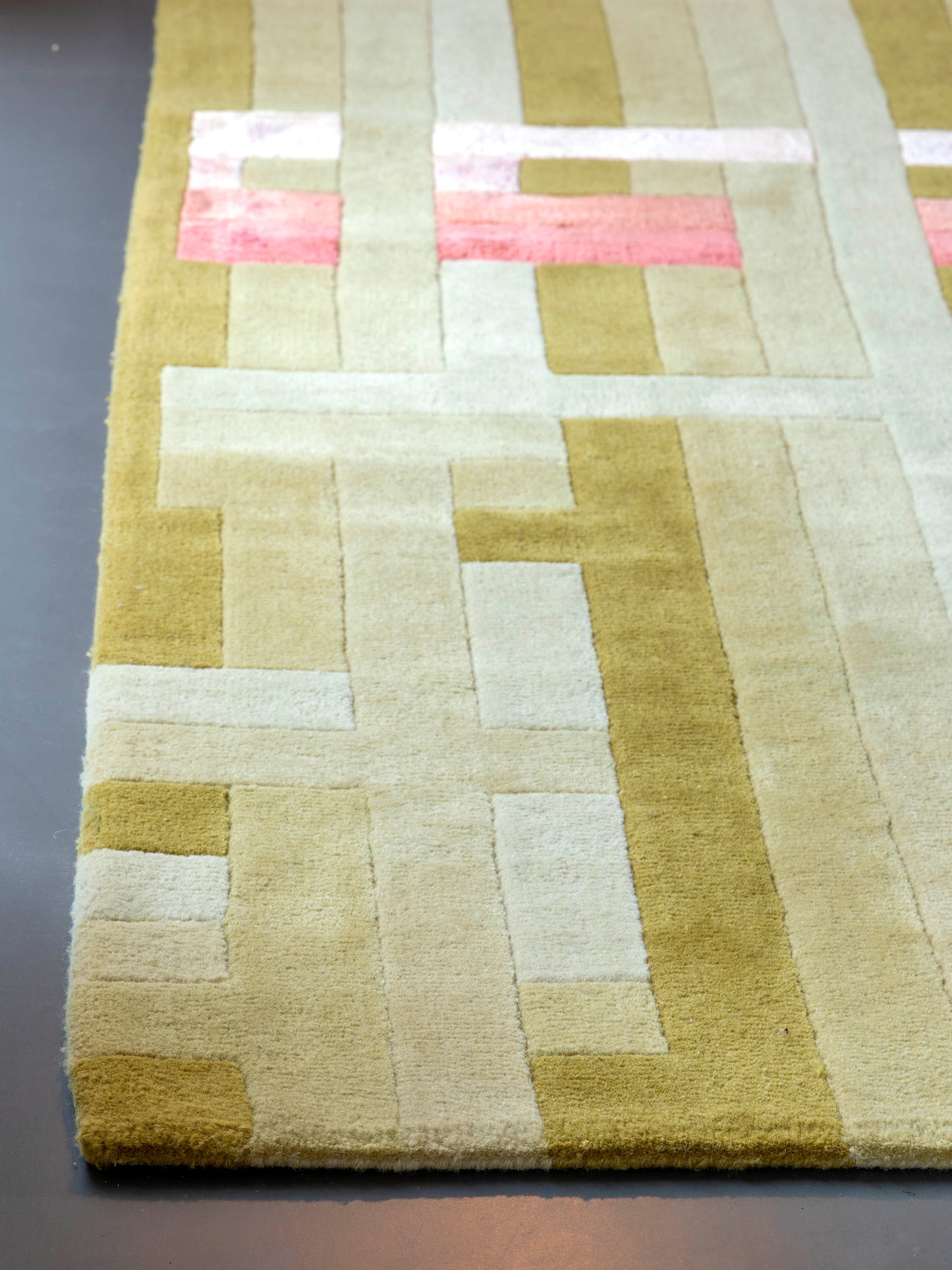 Carpet MOMO Rugs Designer Marie-Gon Ministeck Coral Hint