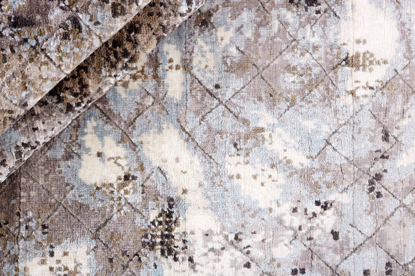 Luxurious vintage rug | Seduction 178C