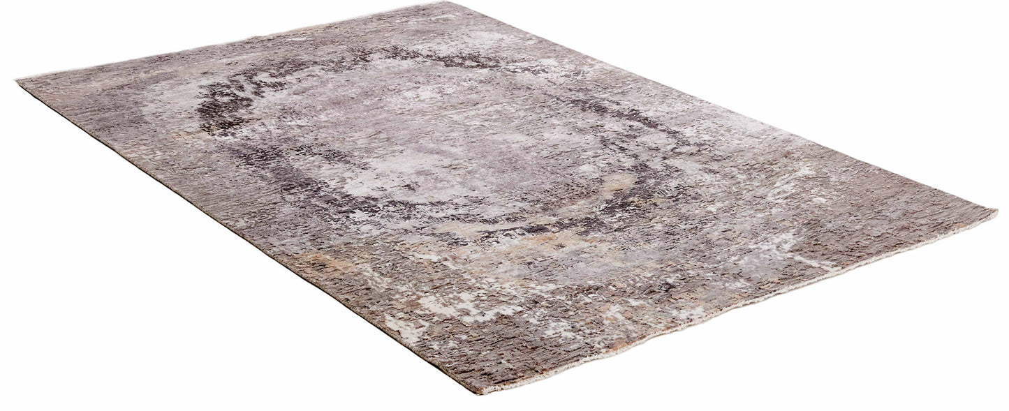 Luxurious vintage rug | Seduction 174