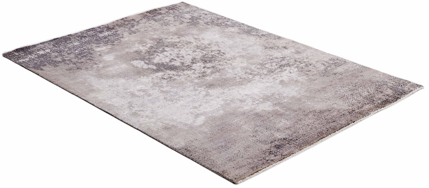 Luxurious vintage rug | Seduction 177
