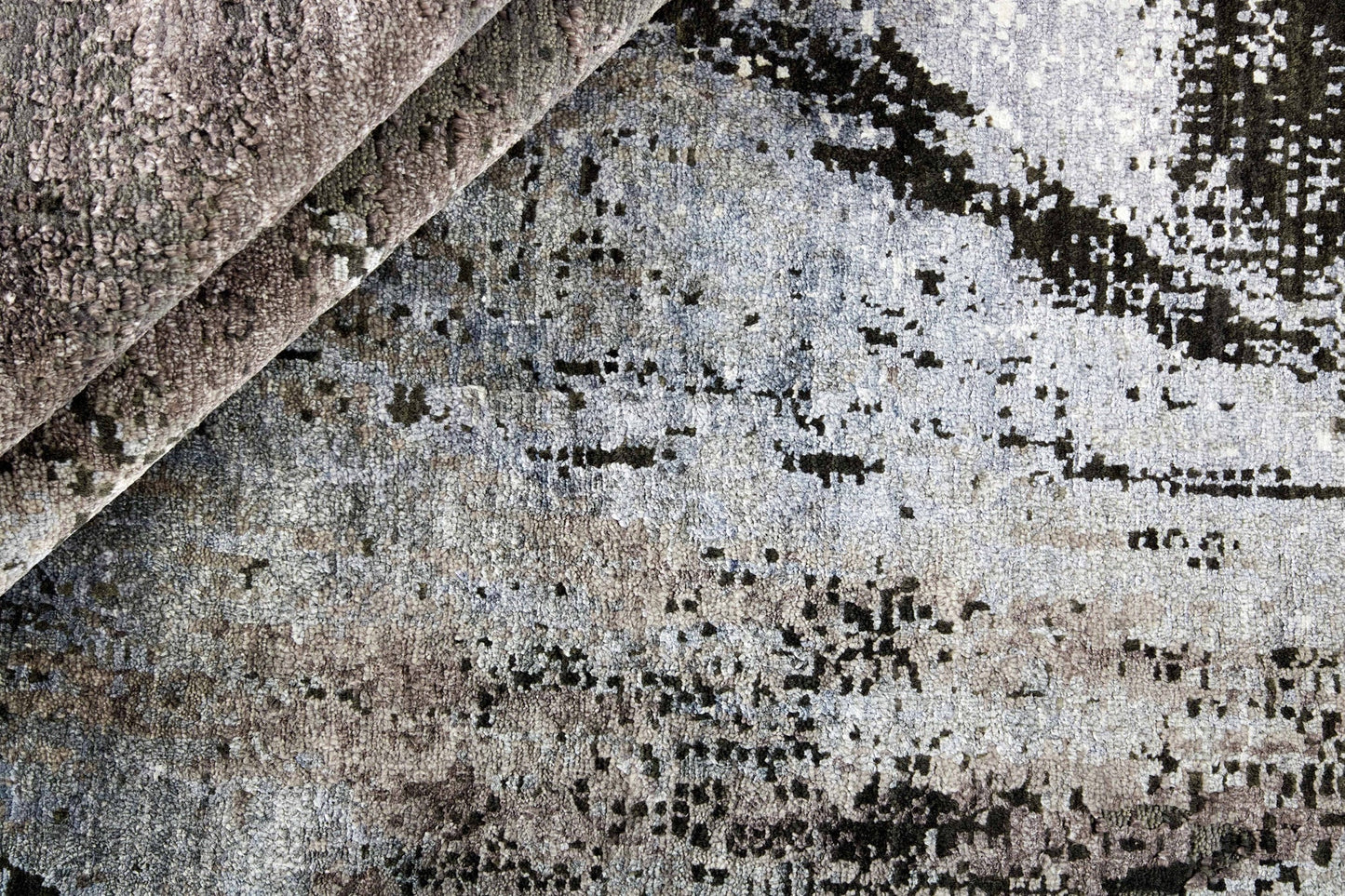 Luxurious vintage rug | Seduction 232