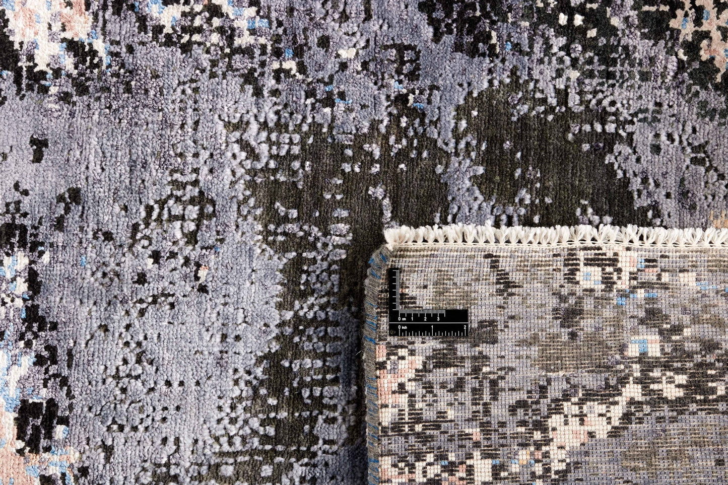 Luxurious vintage rug | Seduction 233