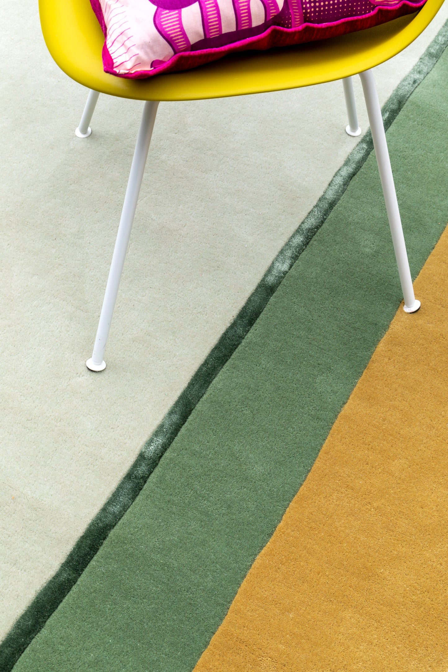 Carpet MOMO Rugs Designer Marie-Gon Splay Chardonnay
