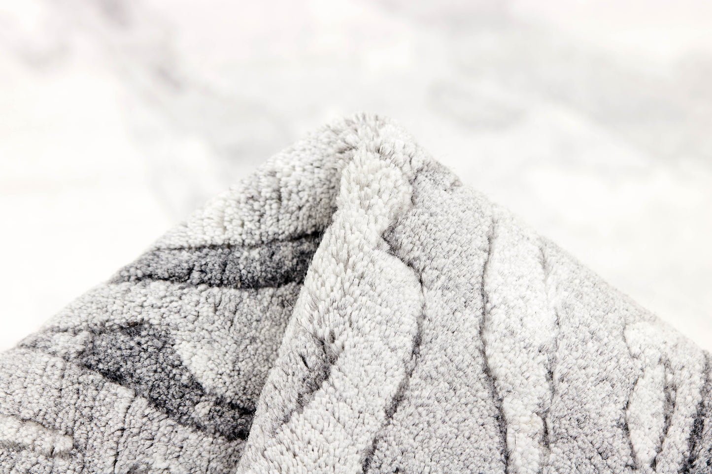 Carpet MOMO Rugs Temptation 8098