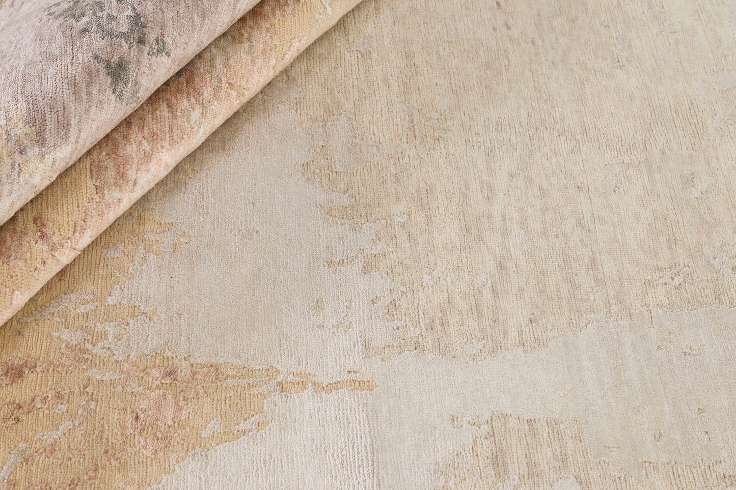 Rug MOMO Rugs | Vanity Linen