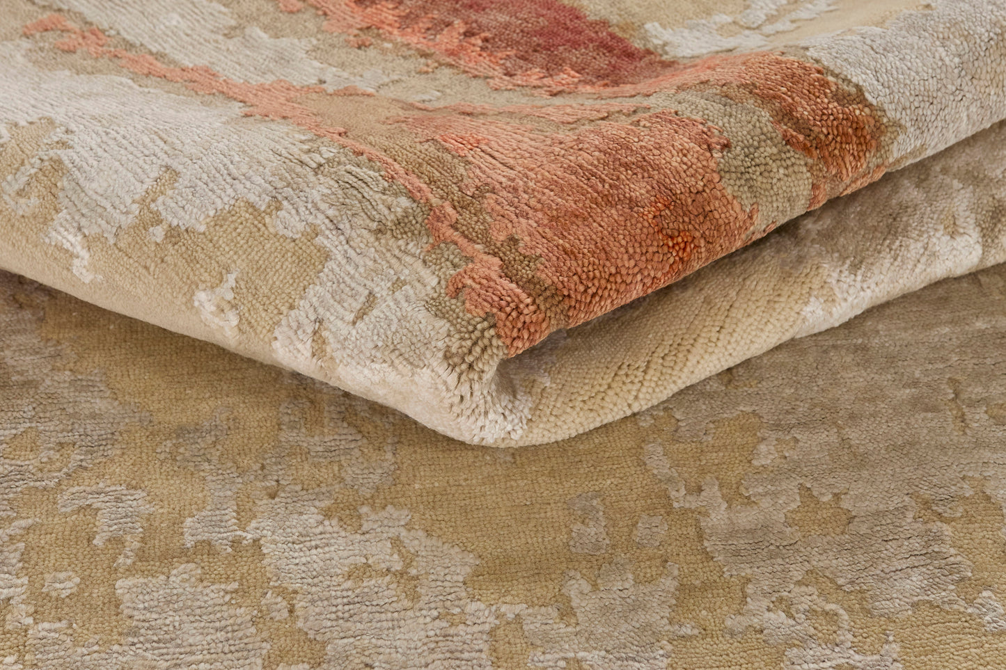 Rug MOMO Rugs | Vanity Silver Red