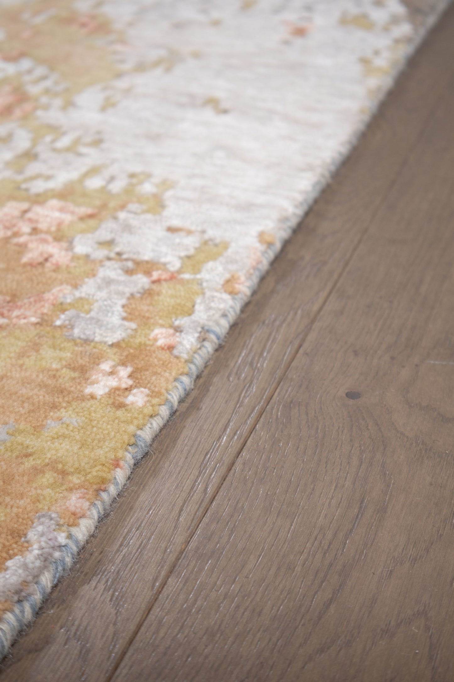 Hand-knotted rug by MOMO Rugs | The Legend 6