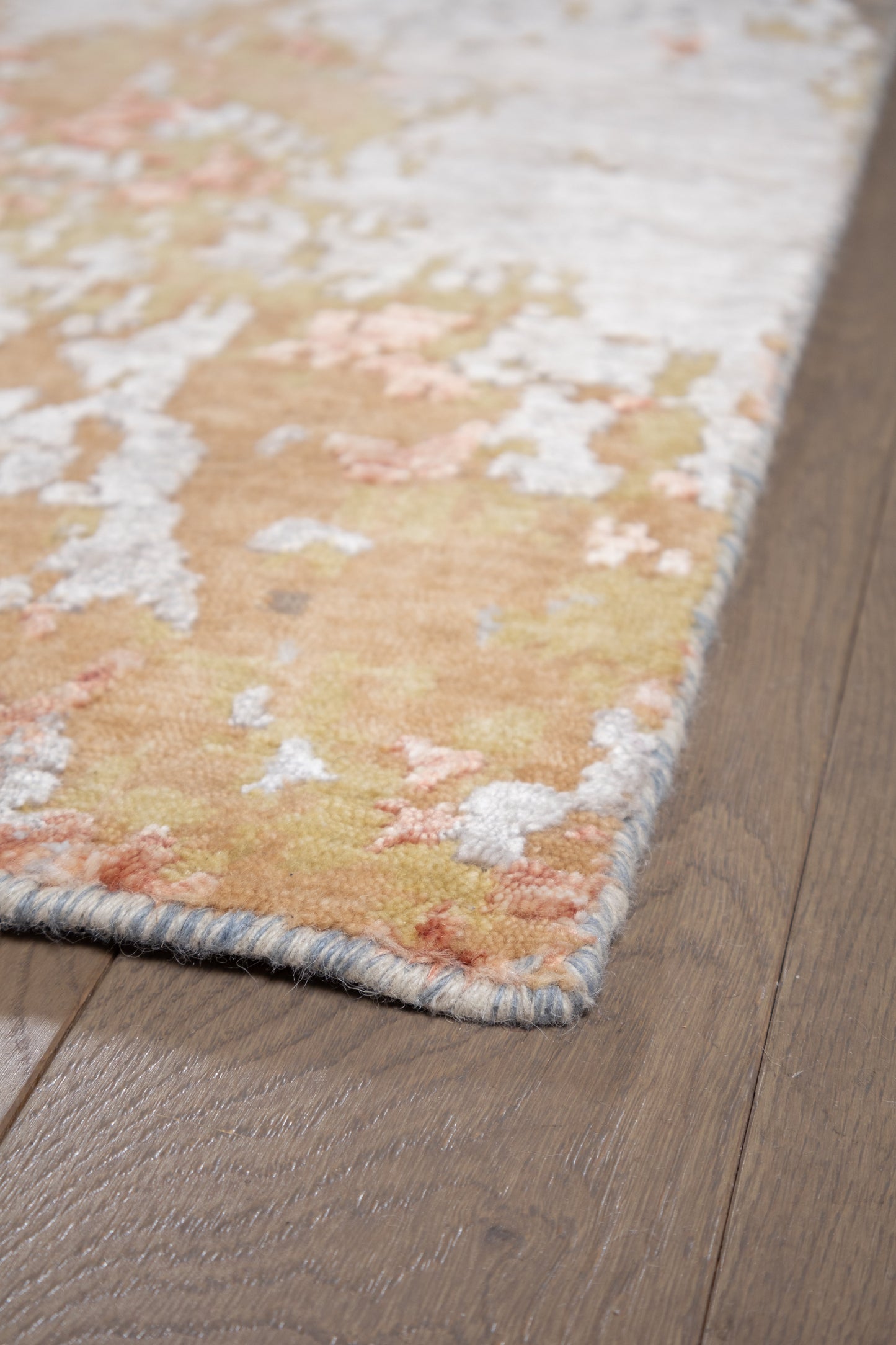 Hand-knotted rug by MOMO Rugs | The Legend 6
