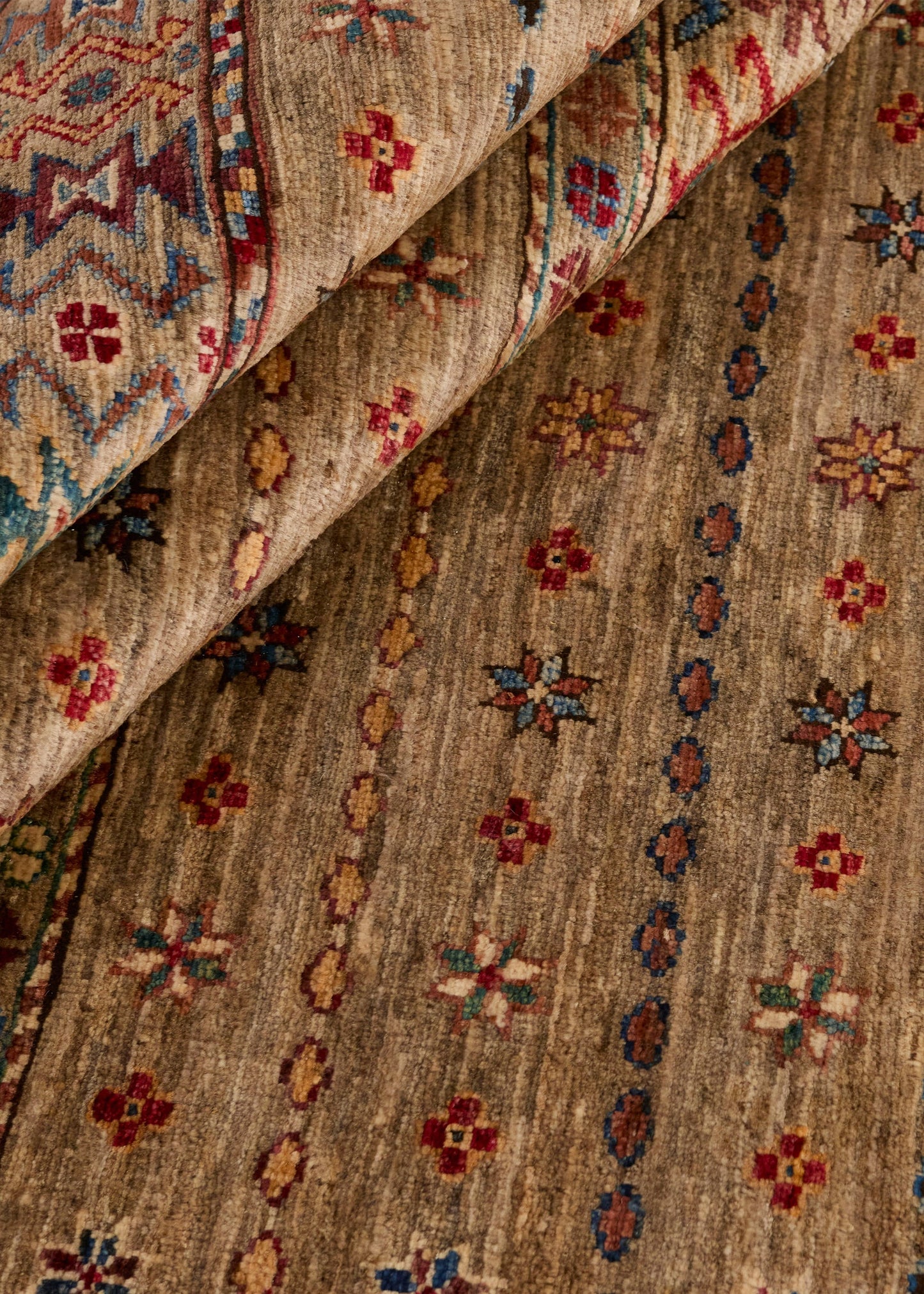 Hand-knotted Oriental Carpet | Unique Shall 15260 (in stock)