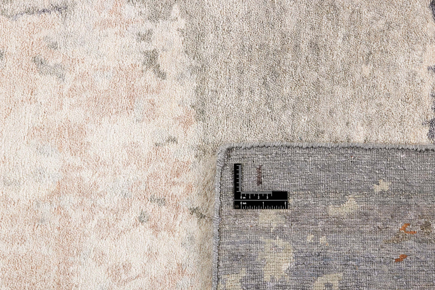 MOMO Rugs Attraction No. 1 carpet