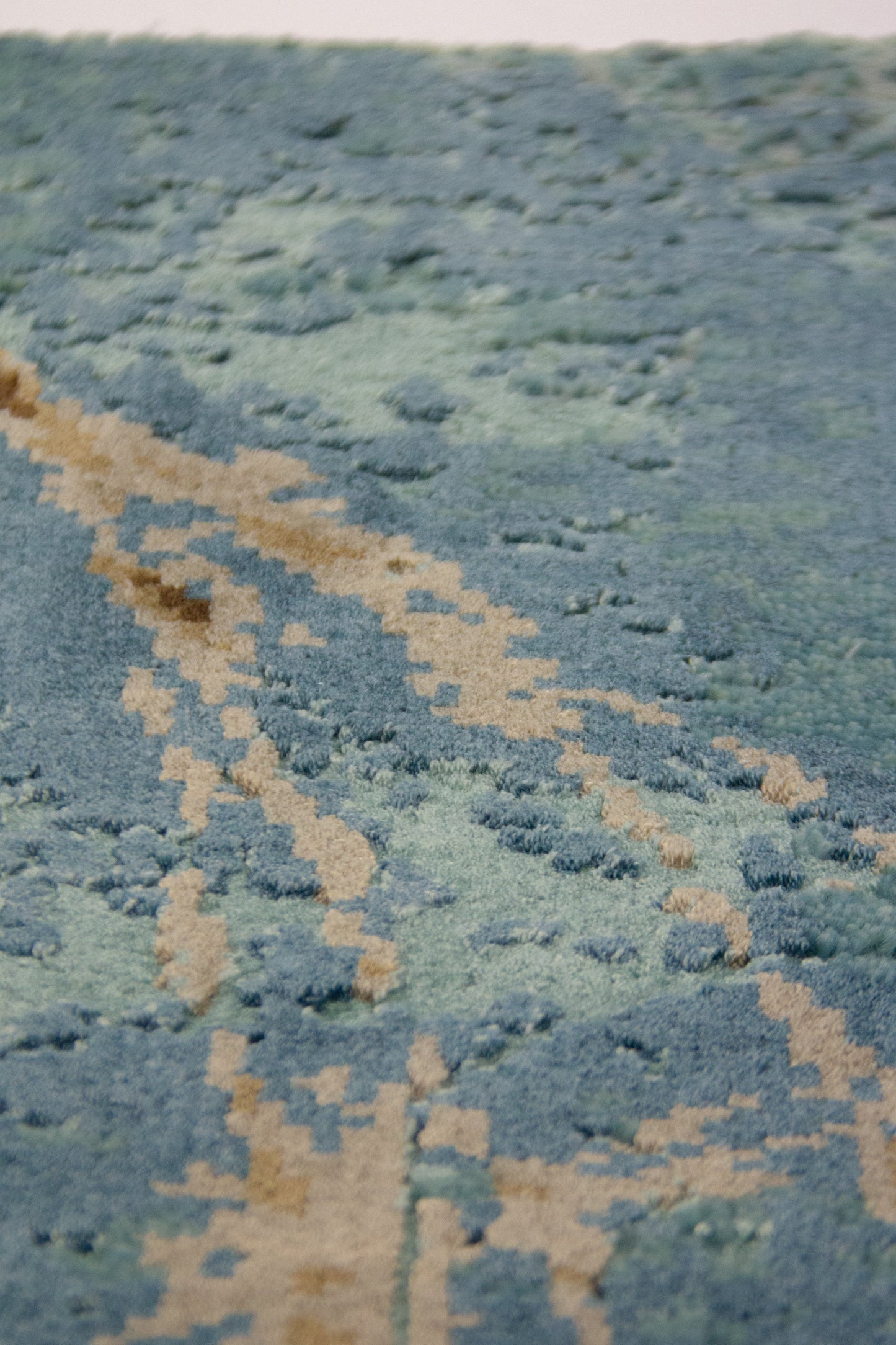 MOMO Rugs Boulder Turquoise Cumin Carpet