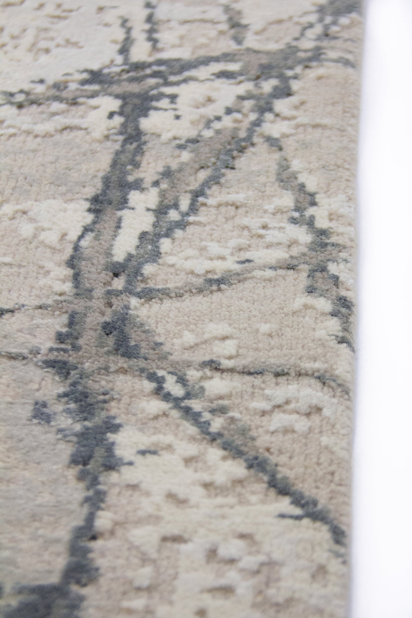 MOMO Rugs Boulder Dune Dust Carpet