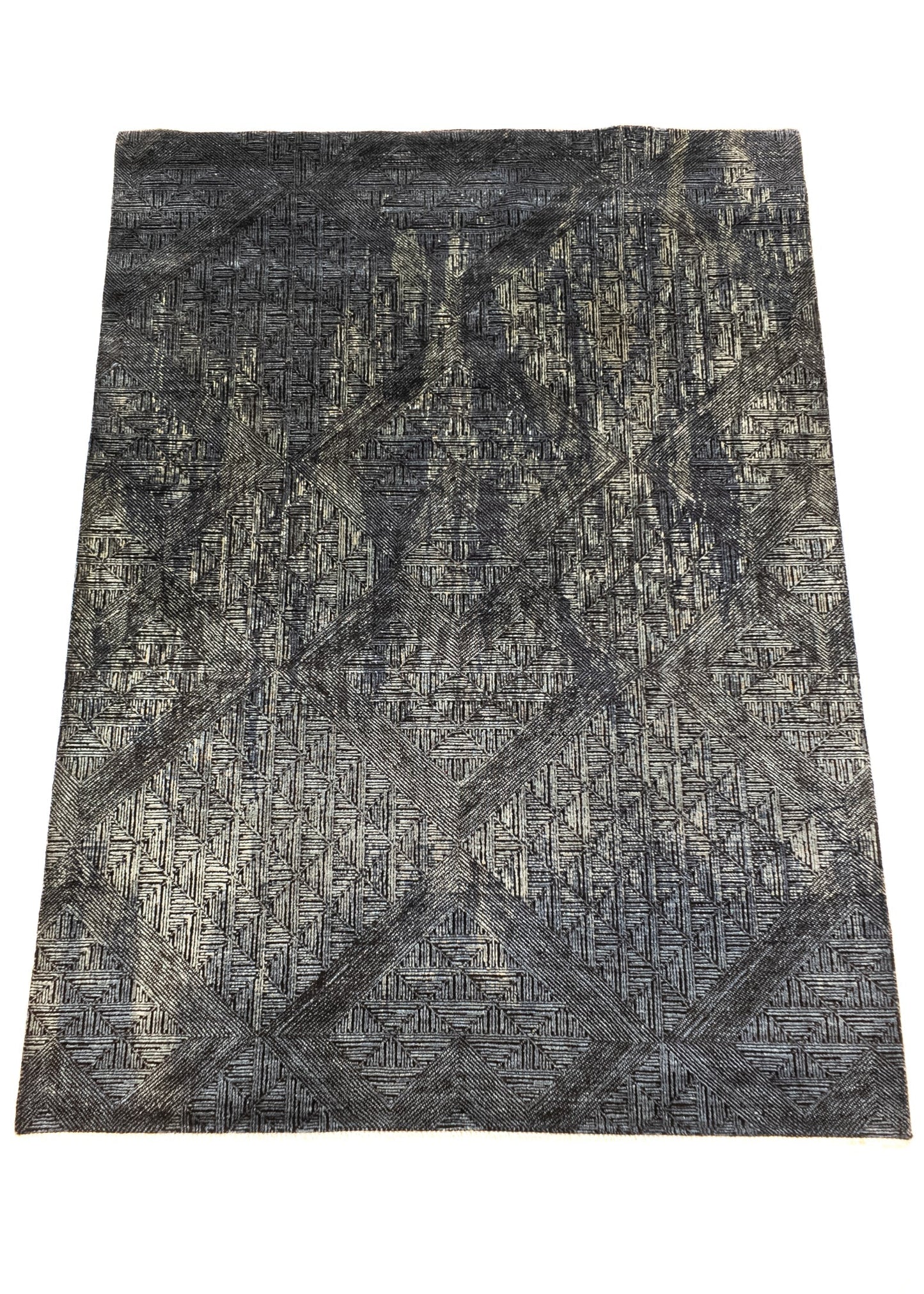 Luxurious vintage rug | Seduction 272