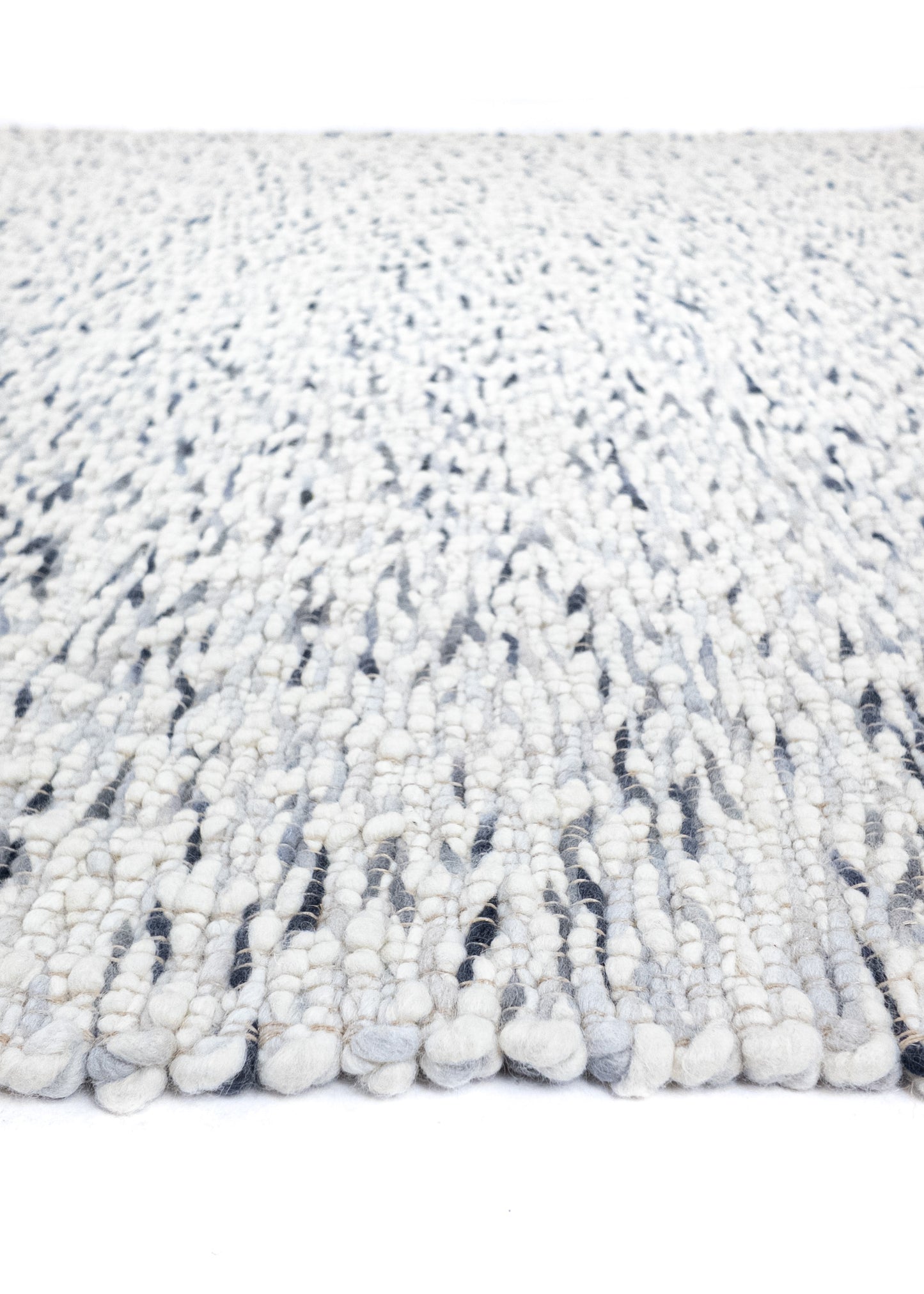Rug MOMO Rugs | Trevina Frost