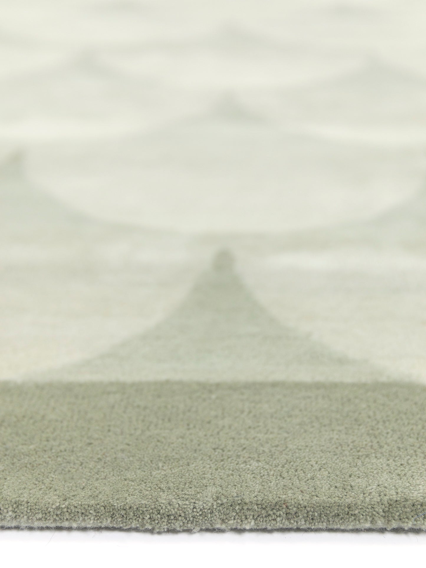 Carpet MOMO Rugs Designer Elvire Mermaid Arctic Grey