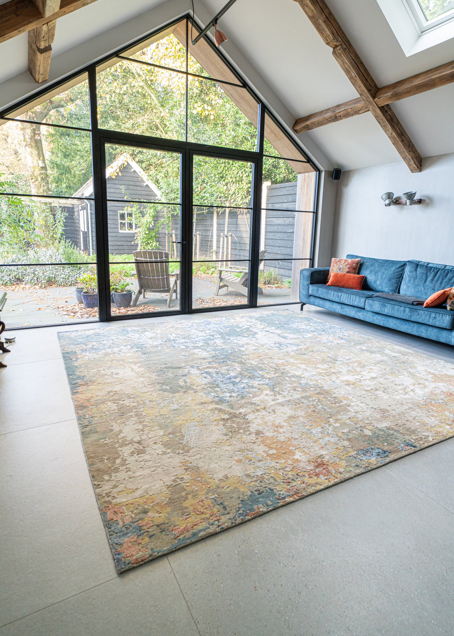 Hand-knotted rug by MOMO Rugs | The Legend 6