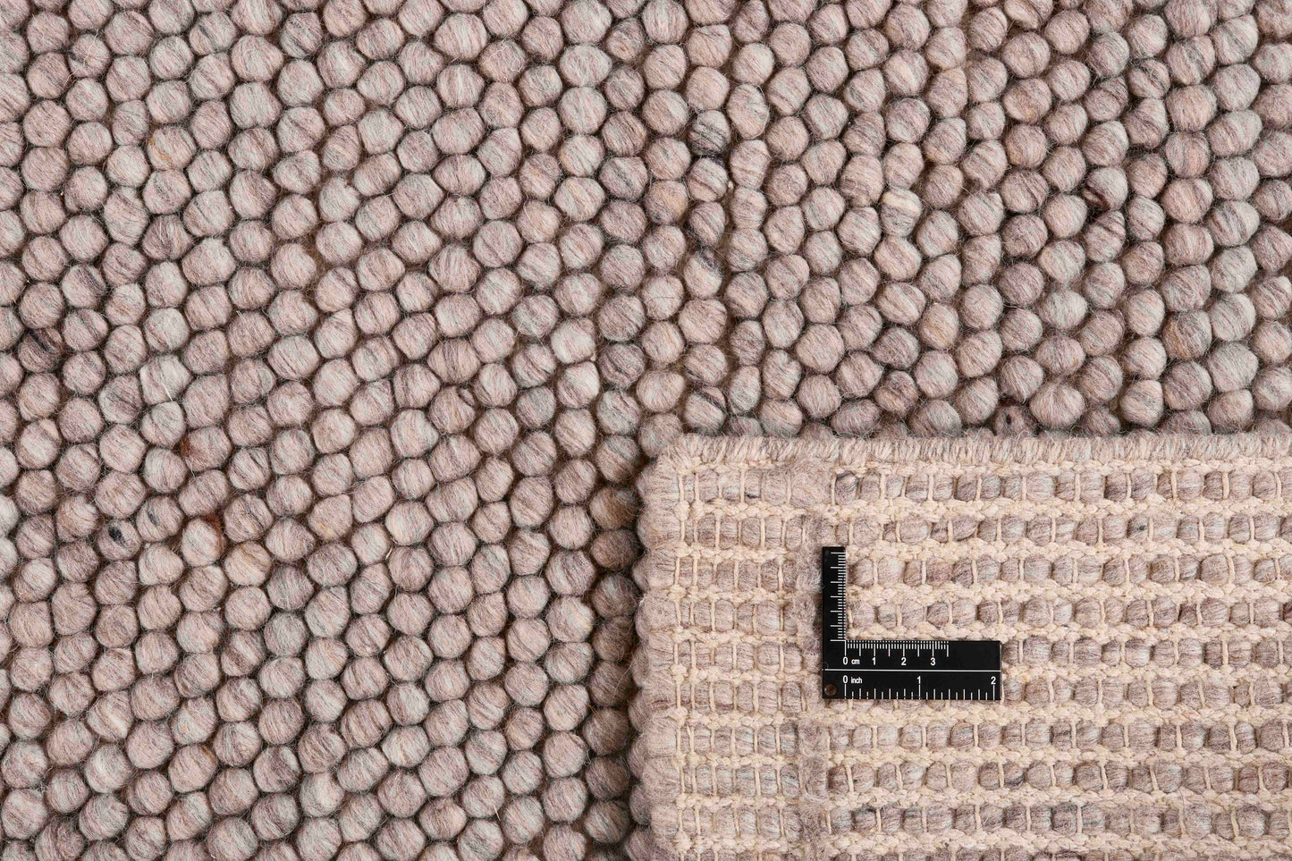 MOMO Rugs Globe Sand rug