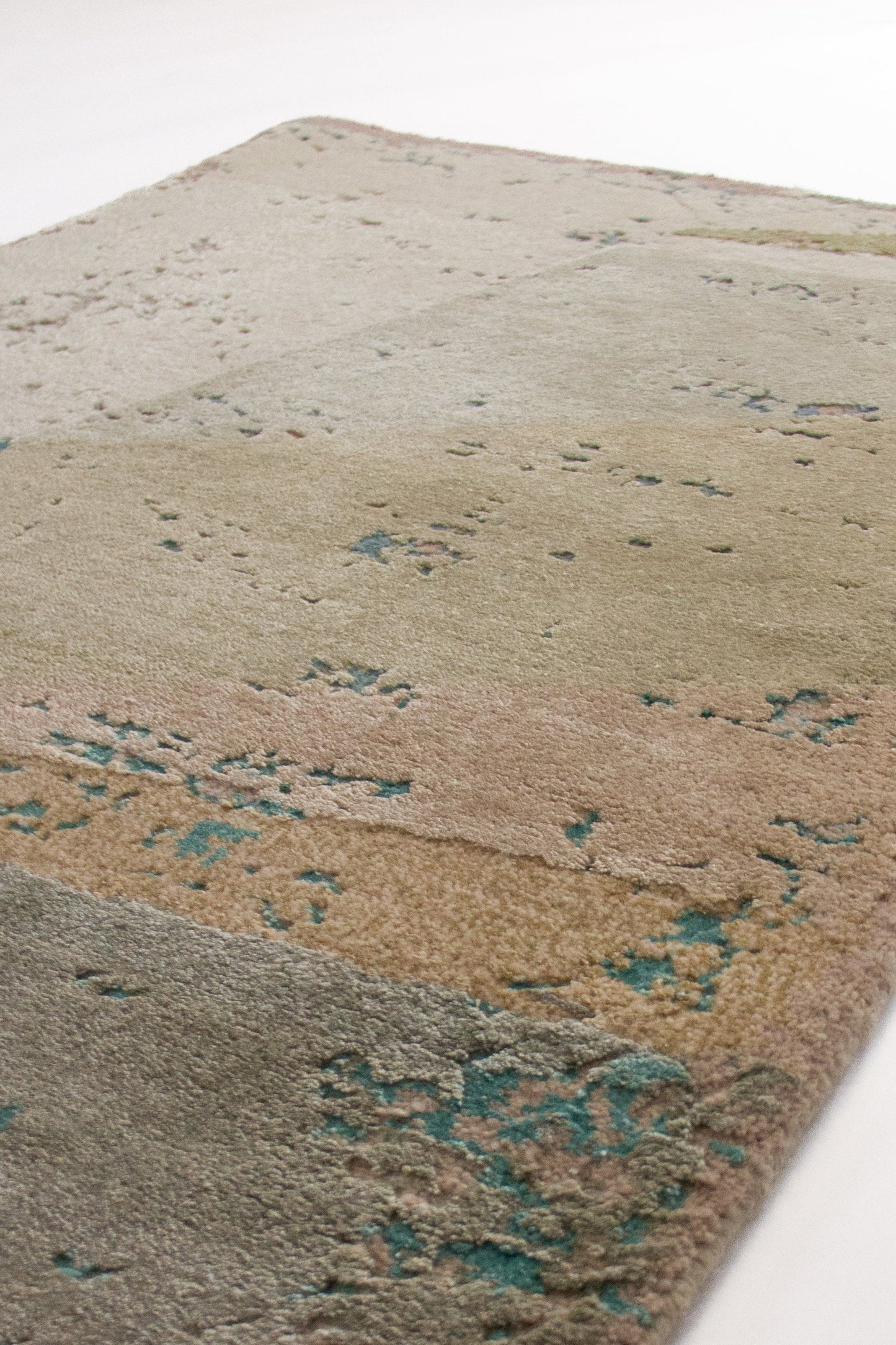 MOMO Rugs Grace Cool Aqua