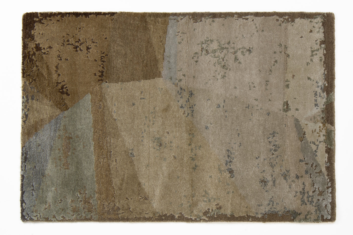 MOMO Rugs Grace Medium Tan Carpet
