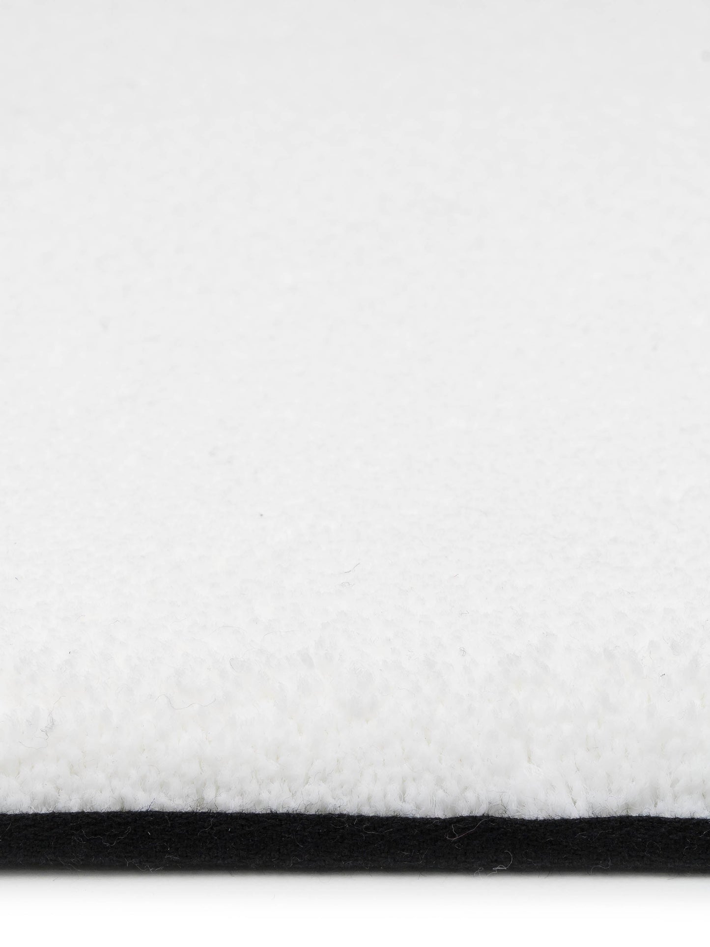 Rug MOMO Rugs Naturais Sustain Black