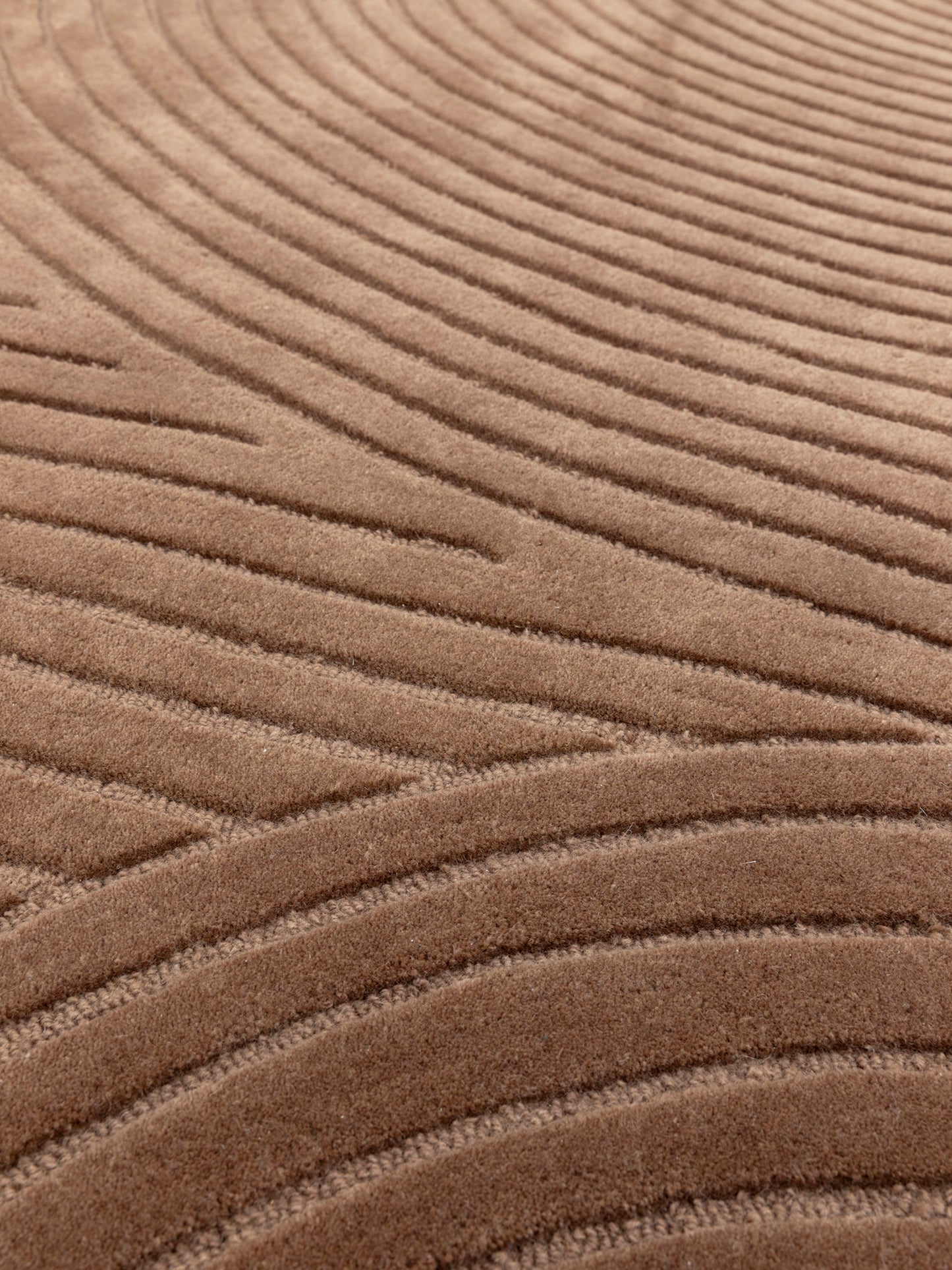 Carpet MOMO Rugs Studio | Bending Lines Cocoa Mocha