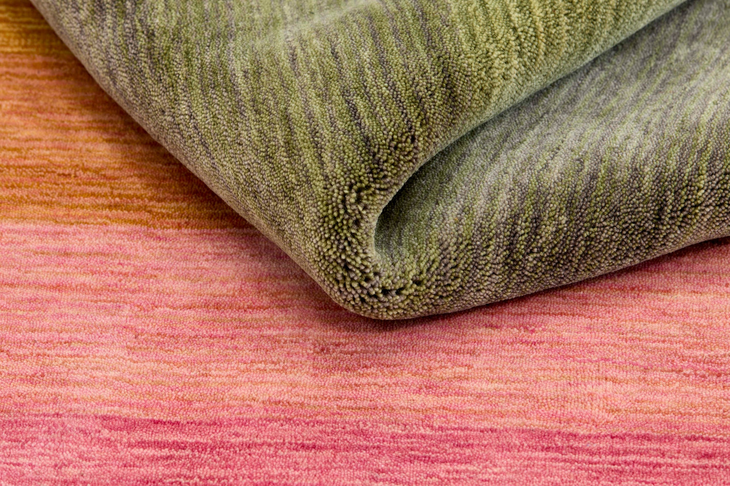 Carpet MOMO Rugs Leafs HLC200289 Multi
