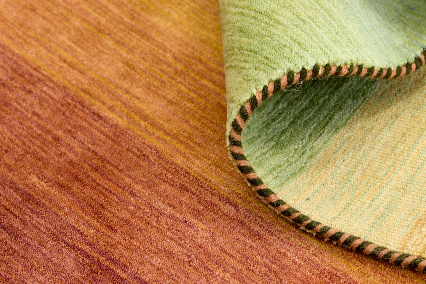 Carpet MOMO Rugs Leafs HLC200290 Multi