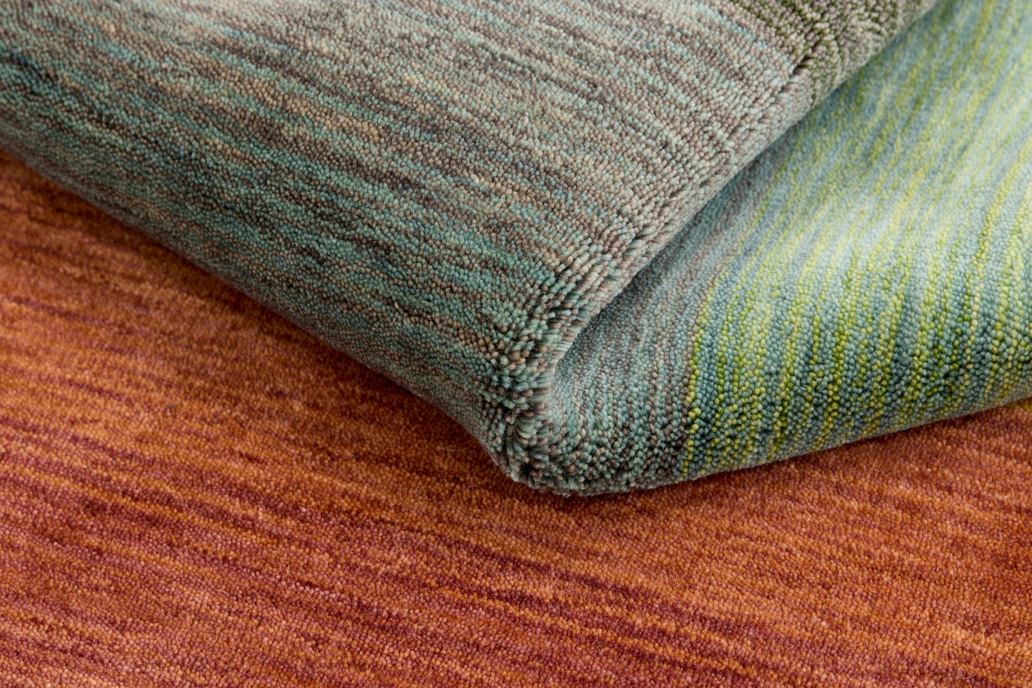 Carpet MOMO Rugs Leafs HLC200290 Multi