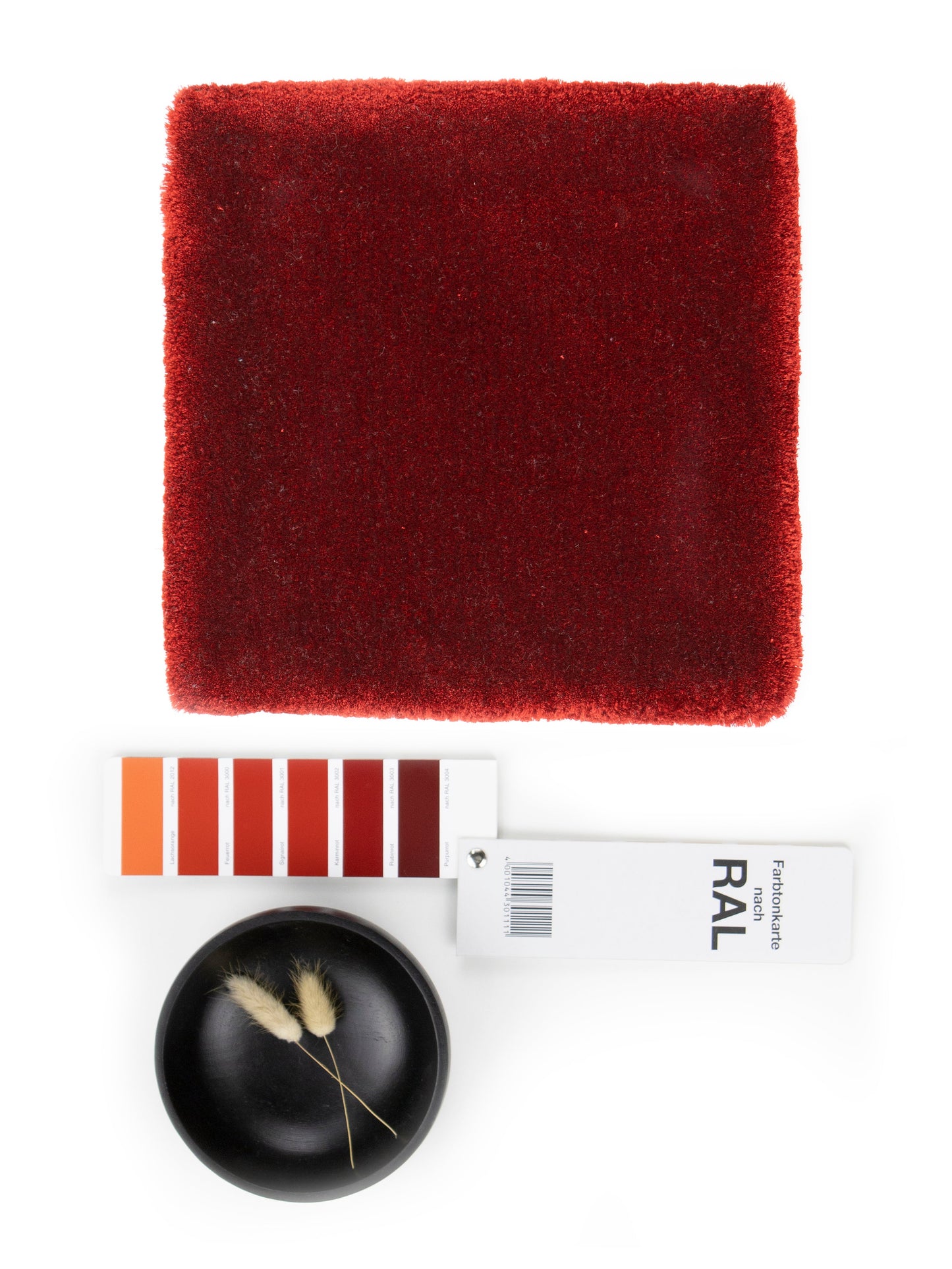 MOMO Rugs Naturais Smooth Dark Red Carpet