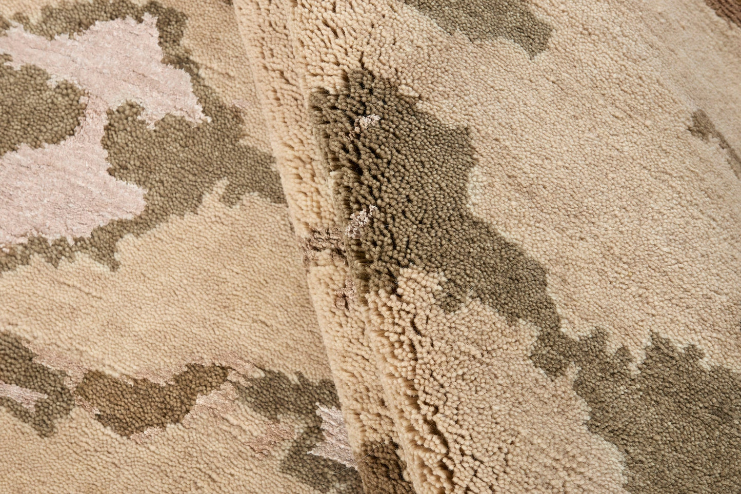 MOMO Rugs New Age Diamond in the Sky Beige