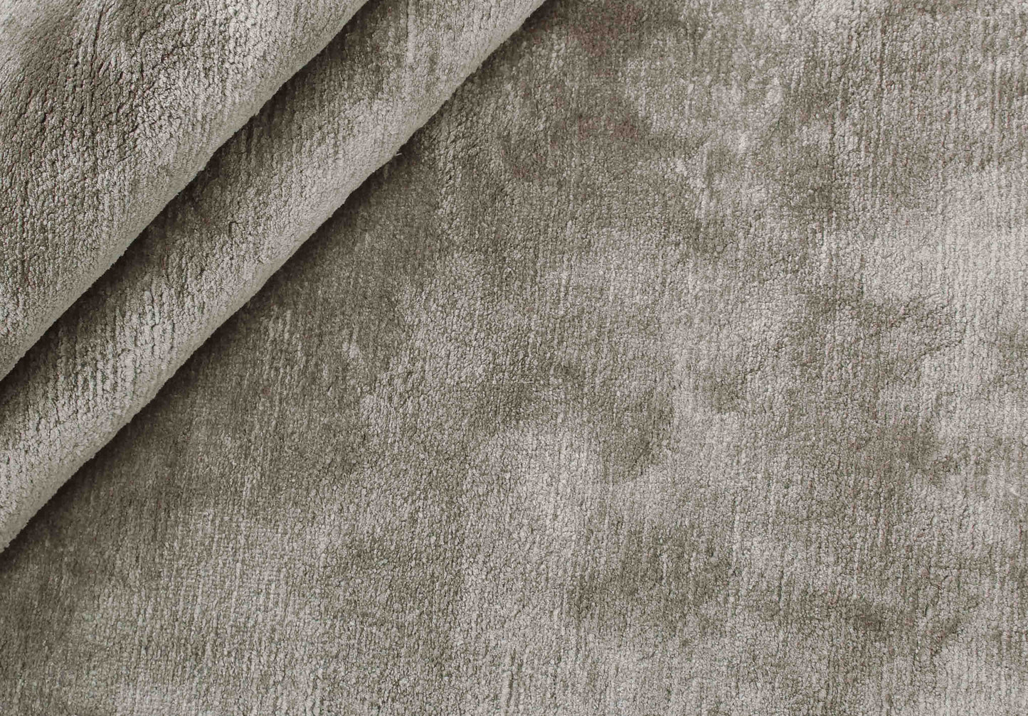 Low pile rug MOMO Rugs Northern Light Concrete Stockholm