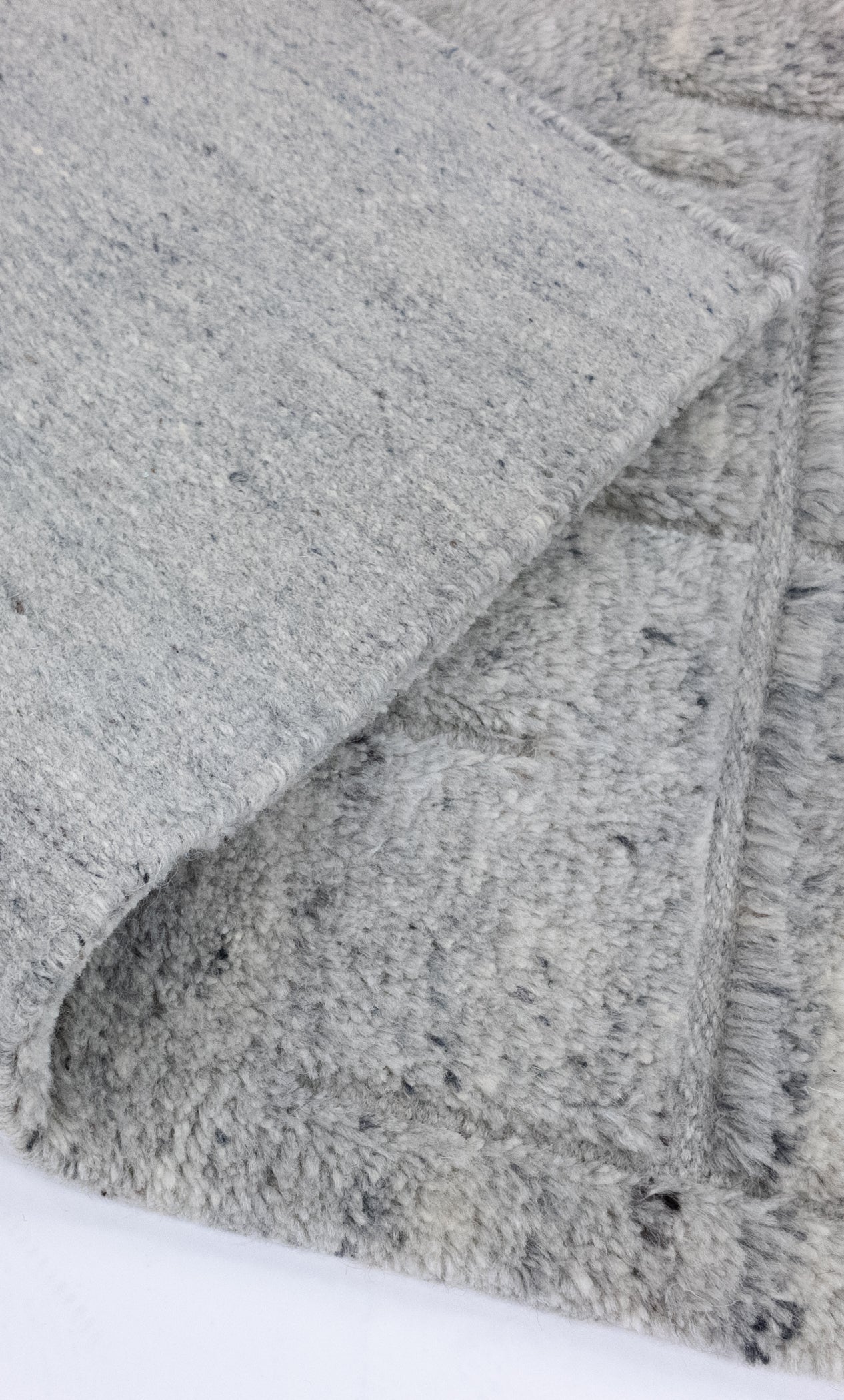 Carpet MOMO Rugs Marini Light Grey