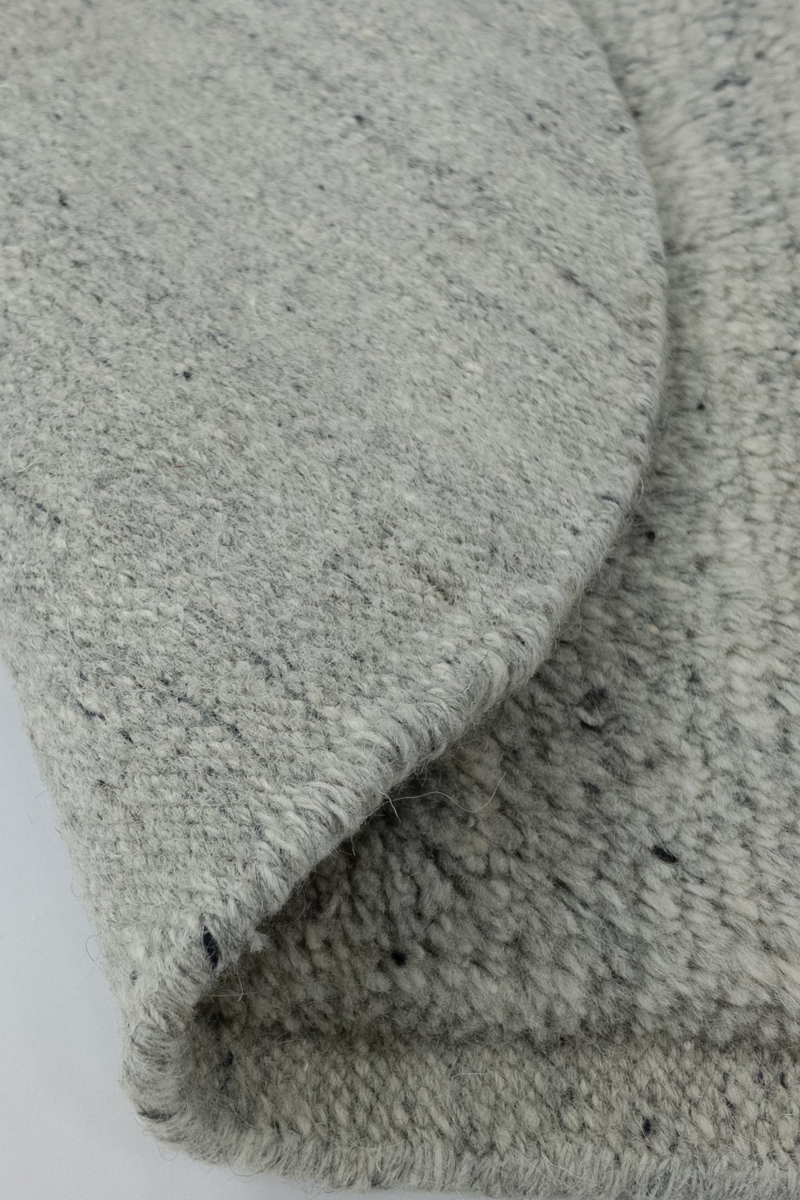 MOMO Rugs Ysla Light Grey Carpet