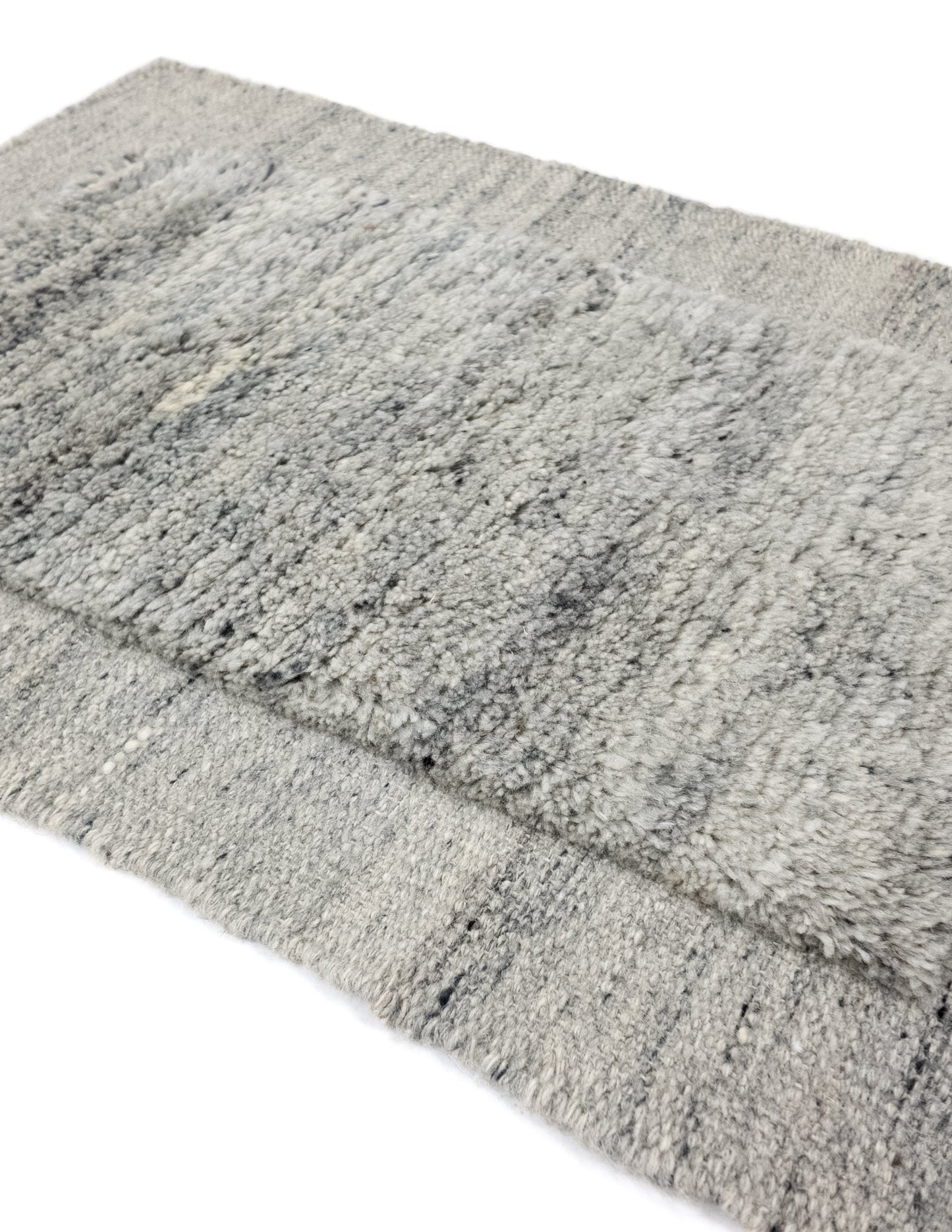 Carpet MOMO Rugs Furore Light Grey
