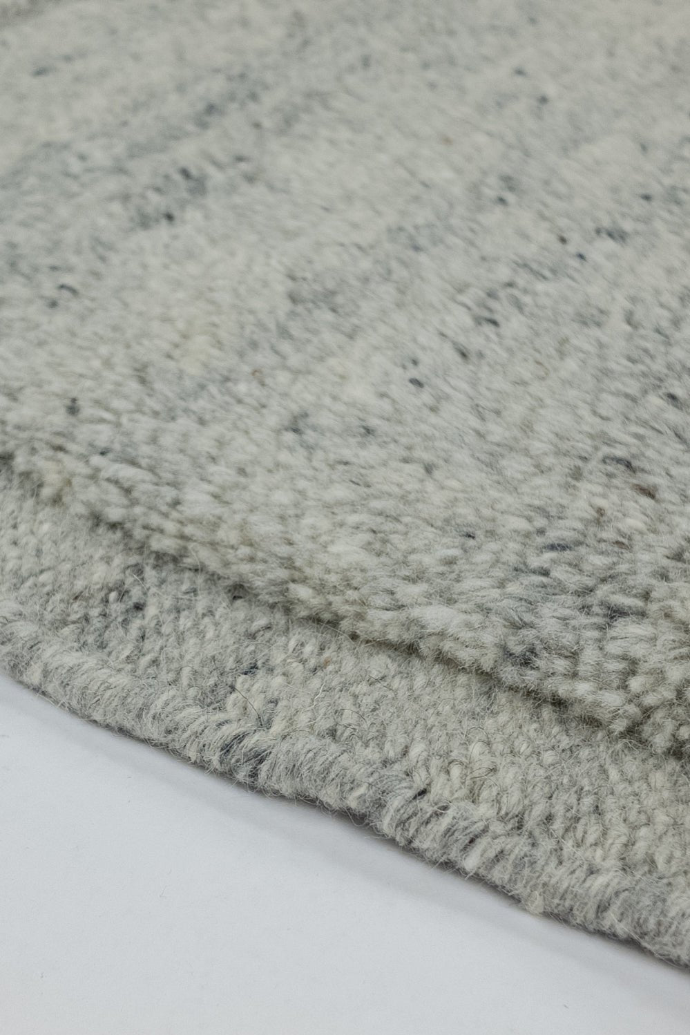 MOMO Rugs Ysla Light Grey Carpet