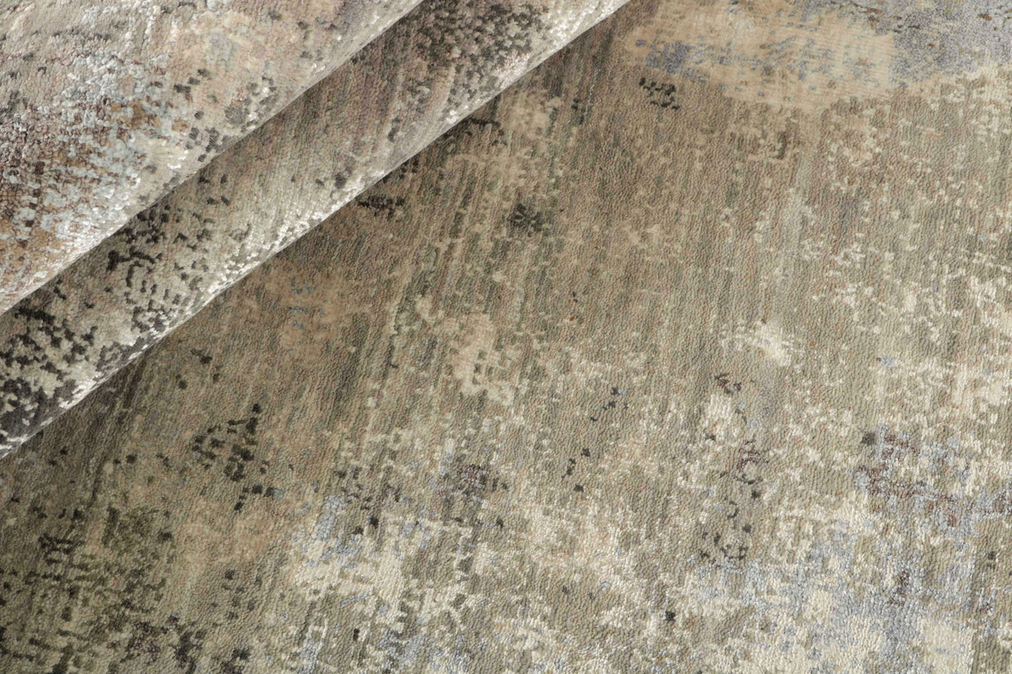 Luxurious vintage rug | Seduction 162B
