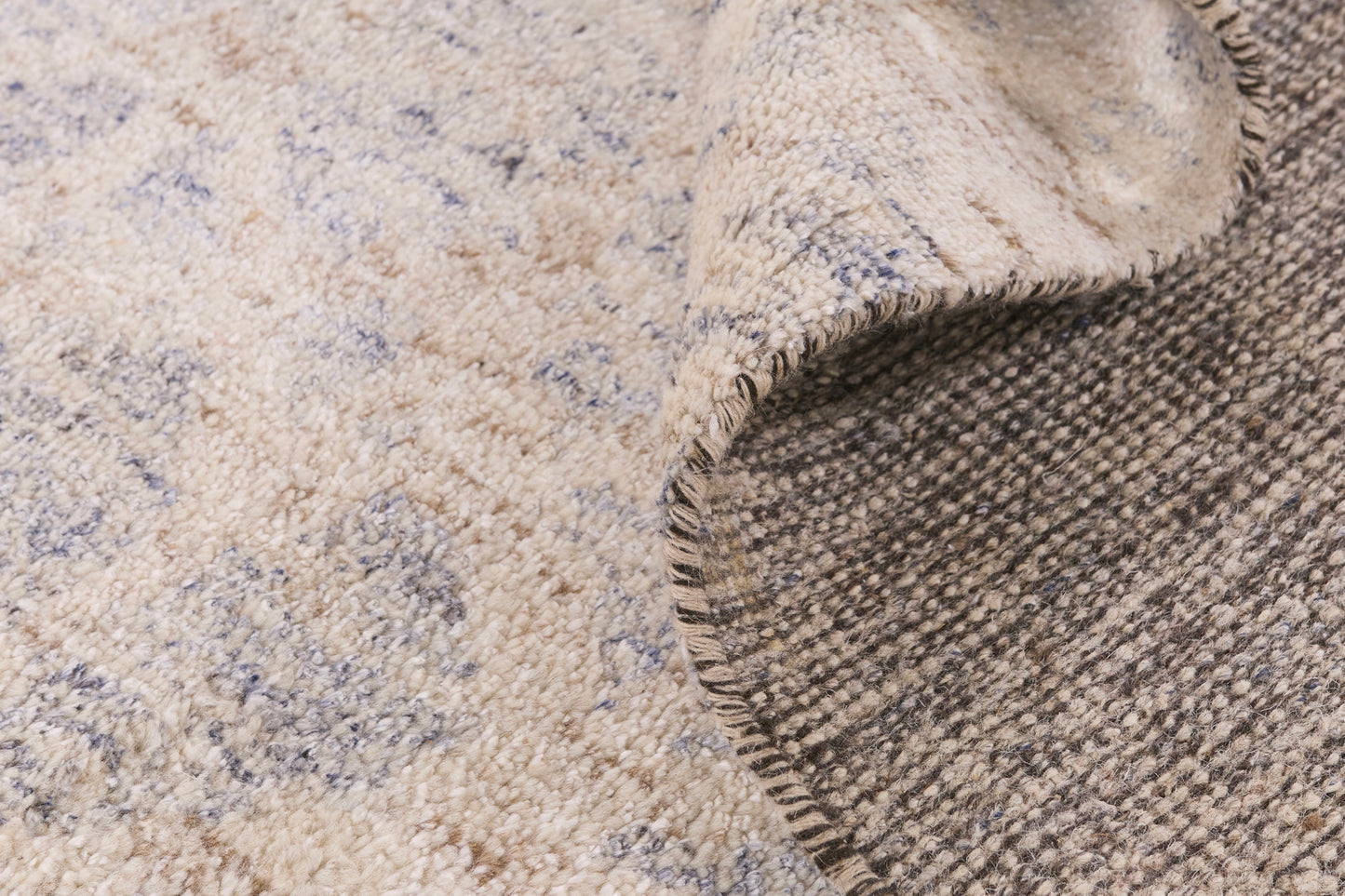 Rug MOMO Rugs | Serene Silver