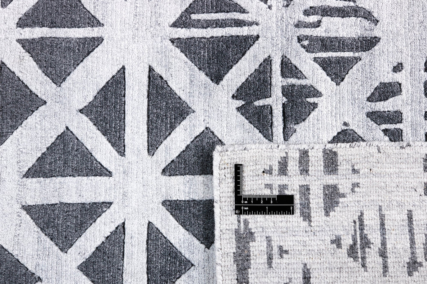 MOMO Rugs Shangri La Mosaik carpet