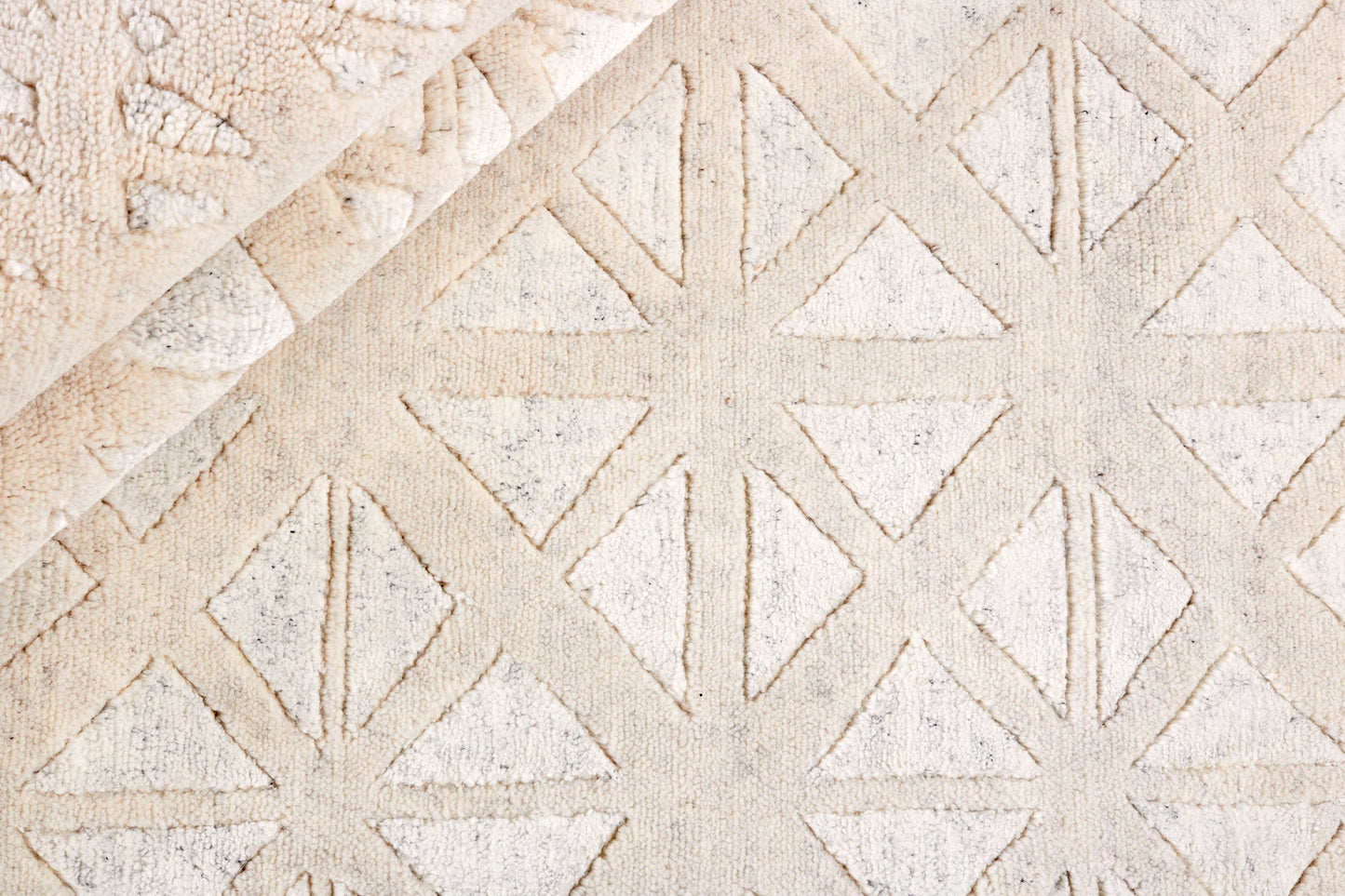 MOMO Rugs Shangri La White Mosaic Carpet