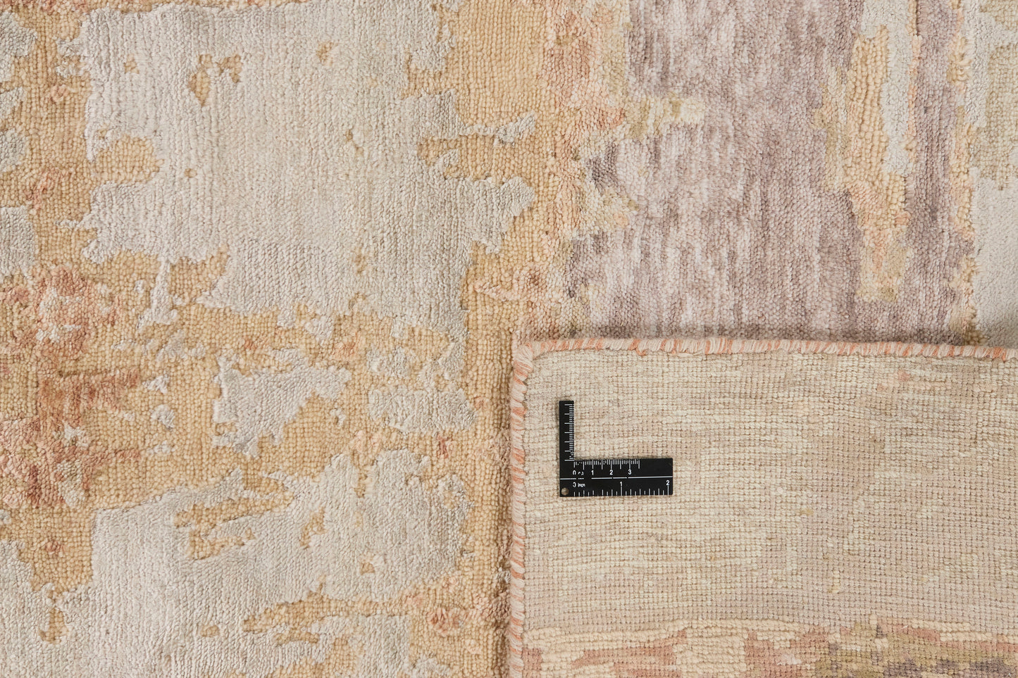 Rug MOMO Rugs | Vanity Linen