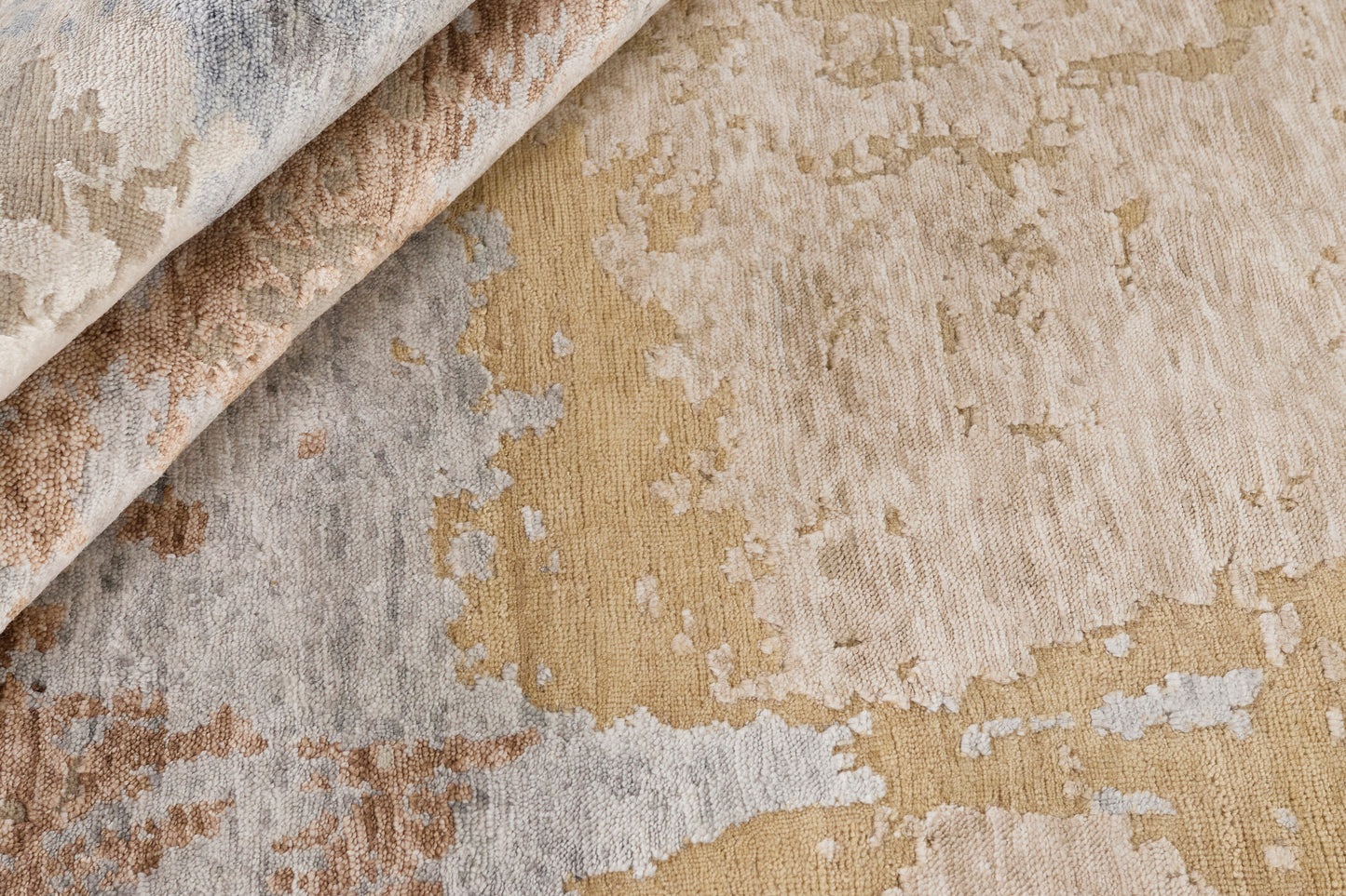Rug MOMO Rugs | Vanity Mineral