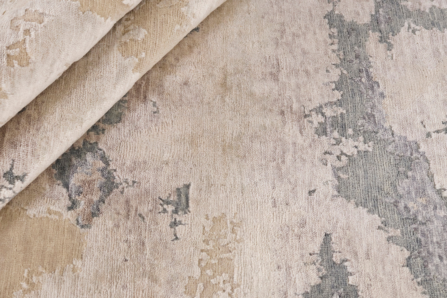 Rug MOMO Rugs | Vanity Storm