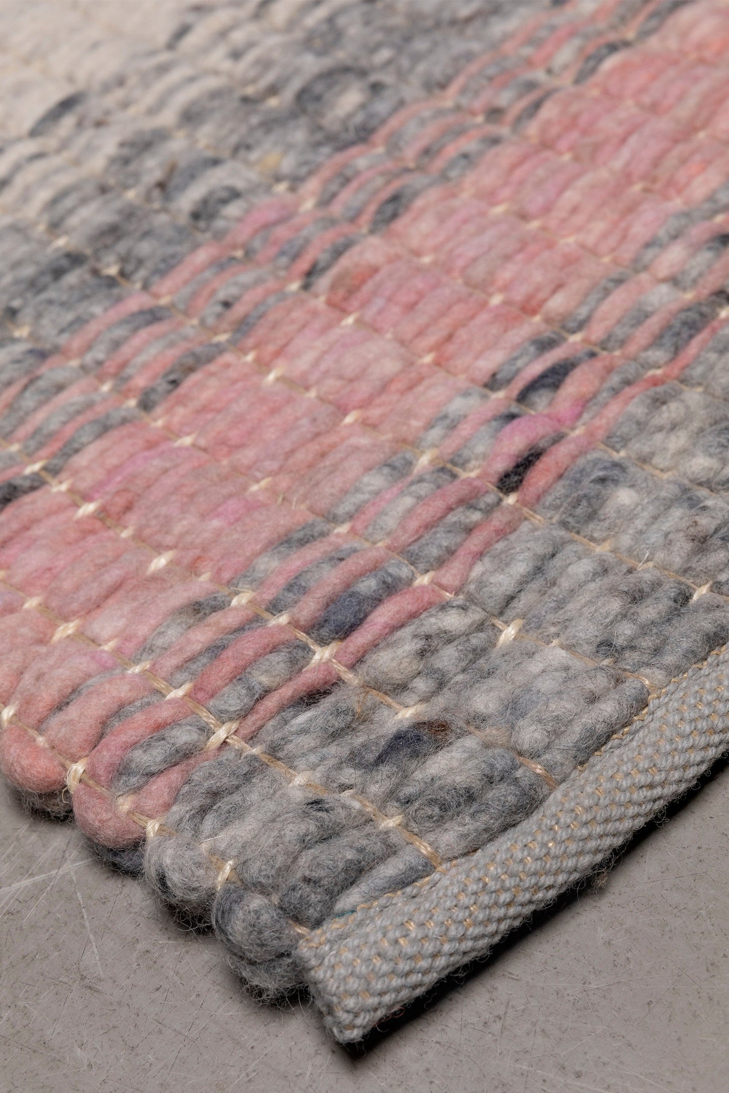 MOMO Rugs Natural Weaves Varenna Pink